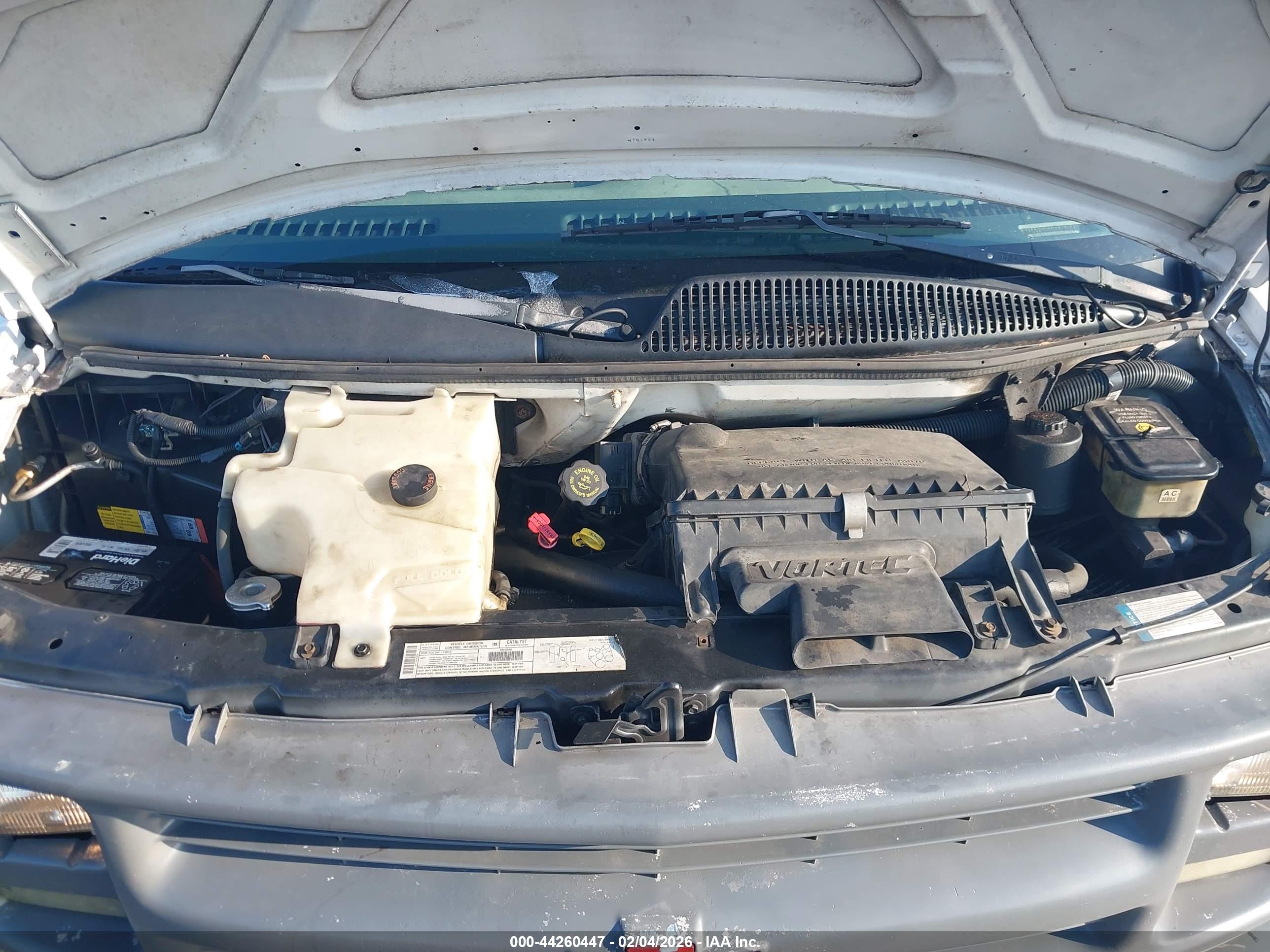 CHEVROLET EXPRESS image 10
