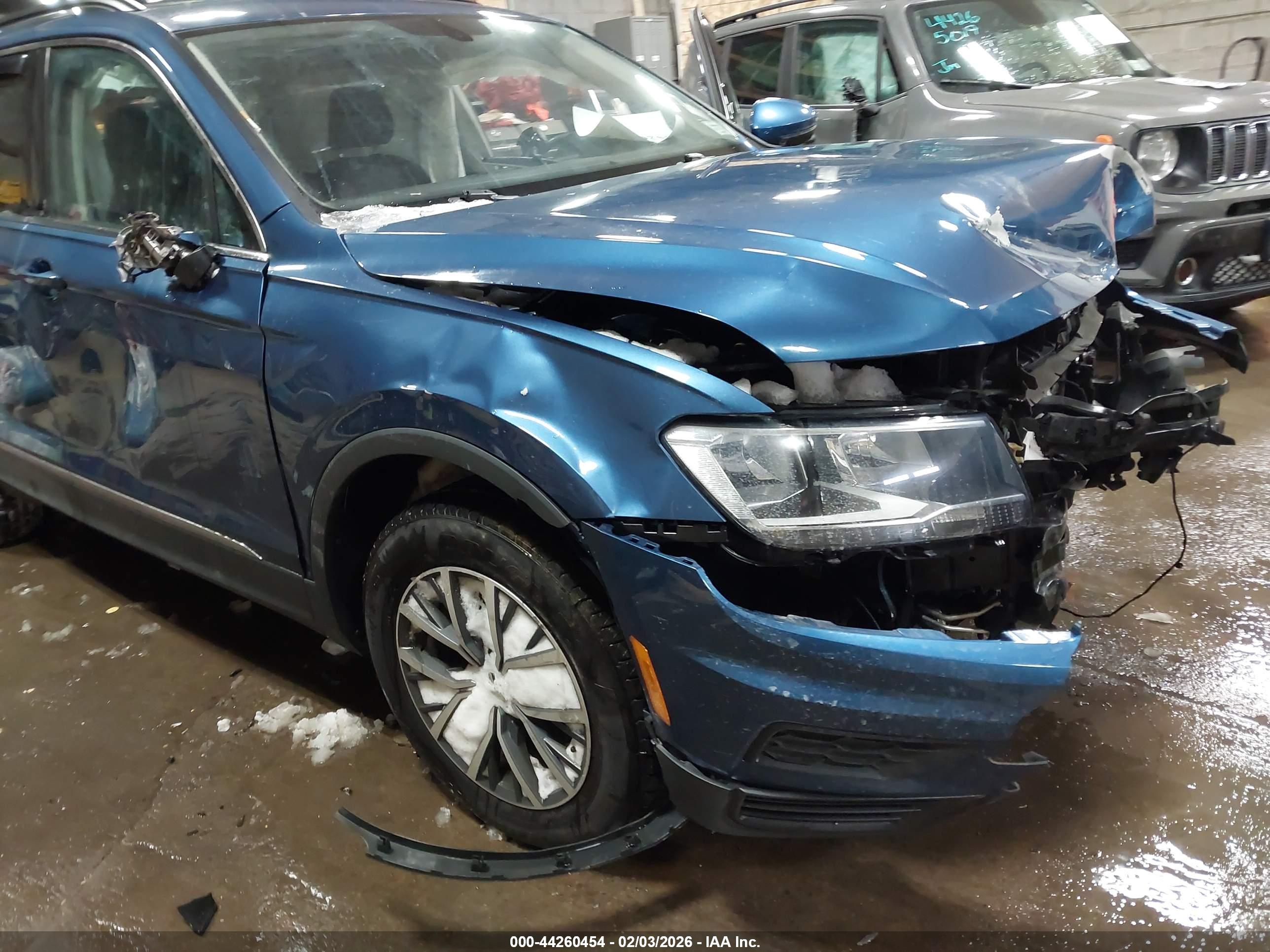 VOLKSWAGEN TIGUAN image 6
