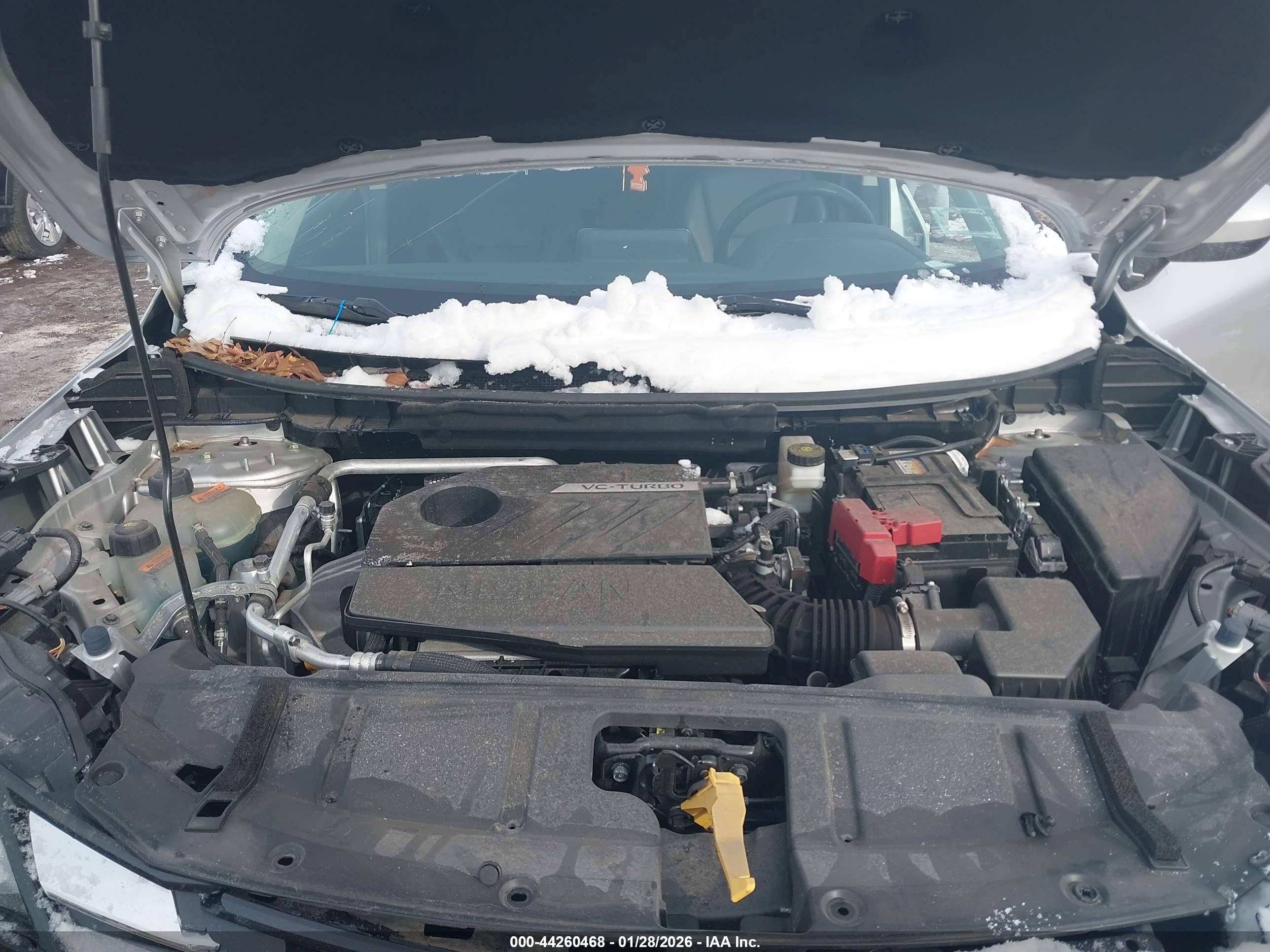 NISSAN ROGUE image 10