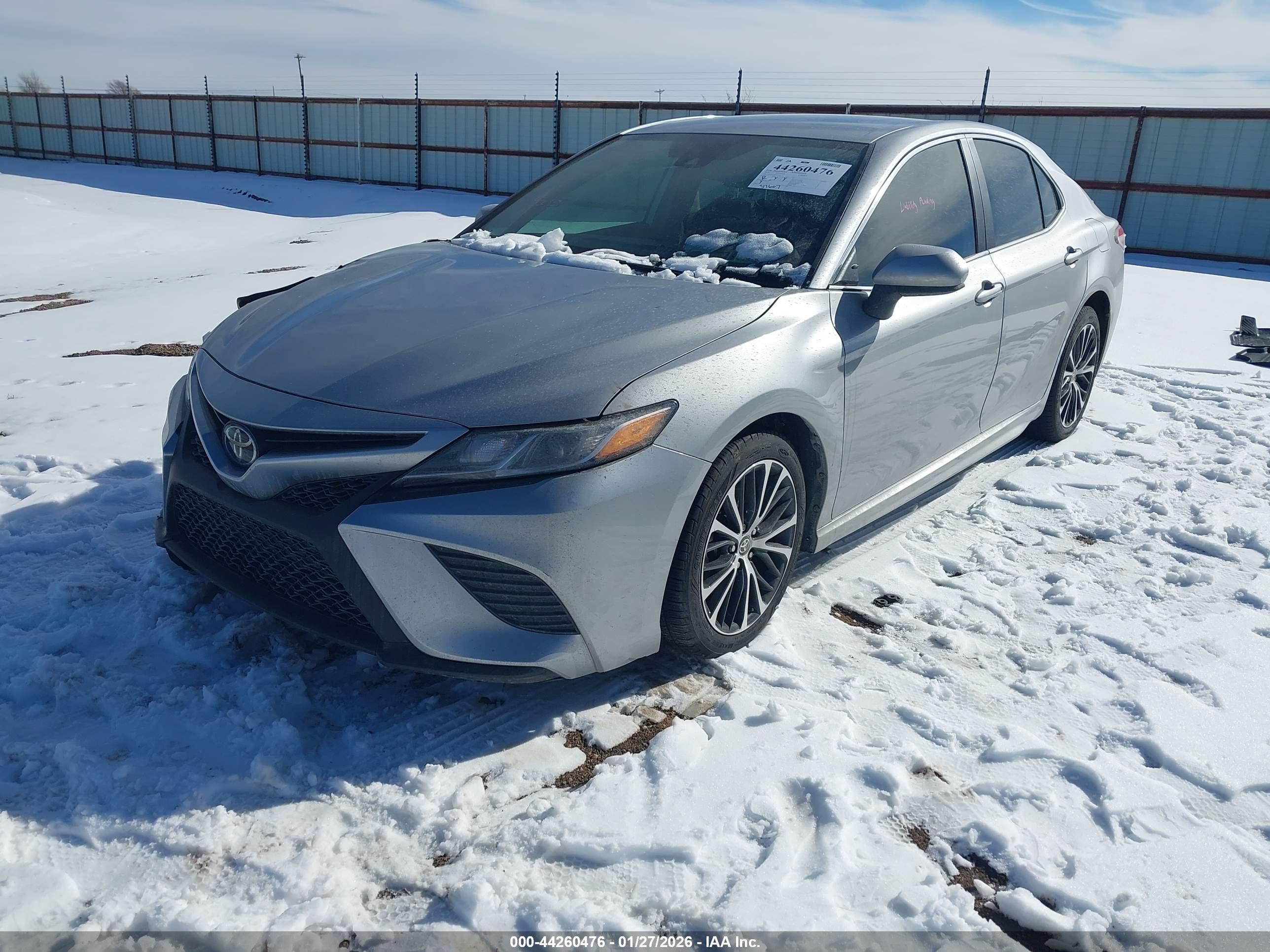 TOYOTA CAMRY image 2