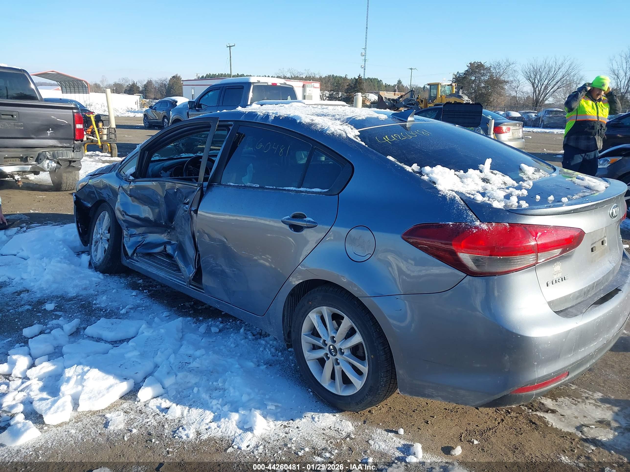 KIA FORTE image 3