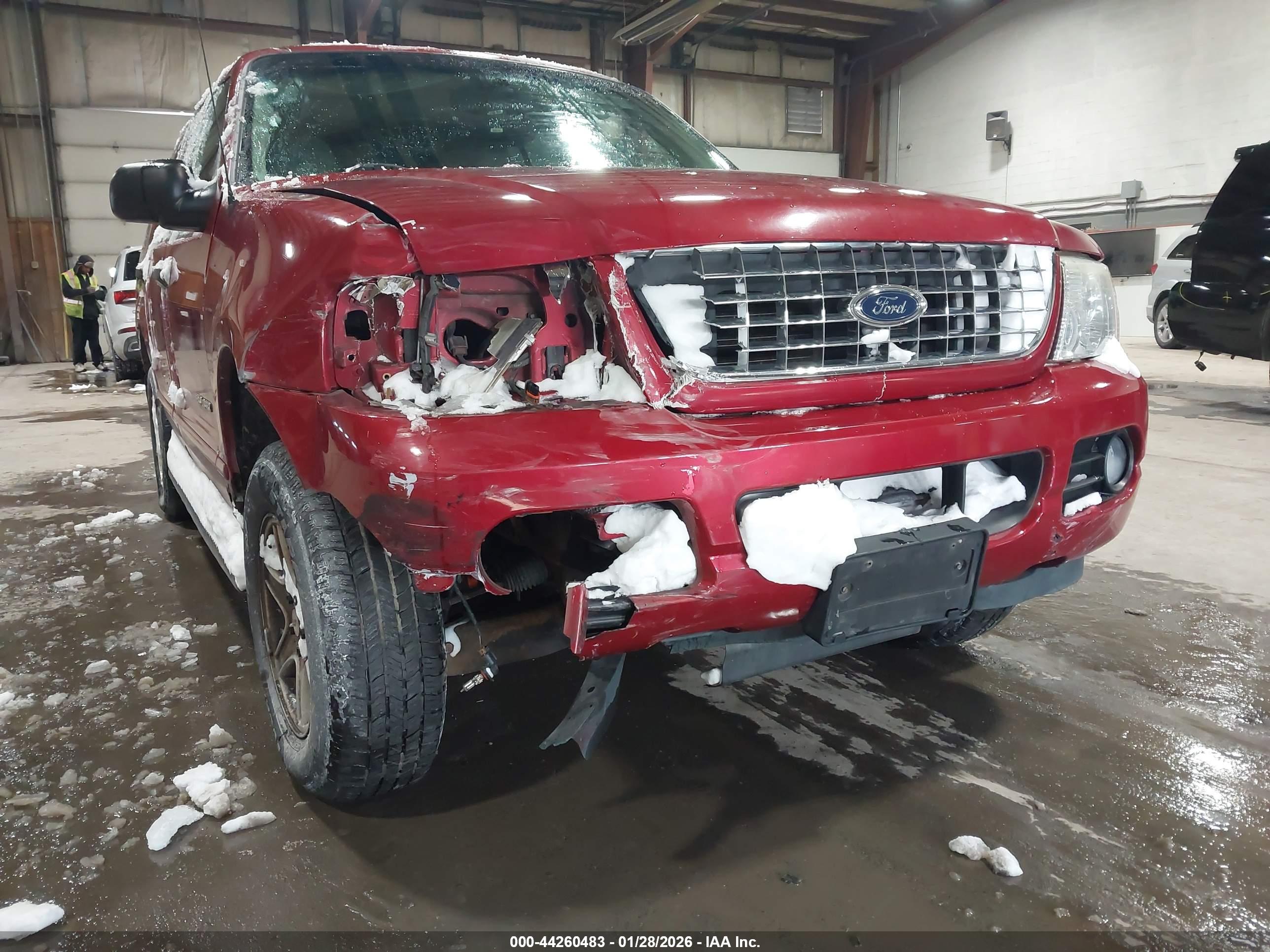 FORD EXPLORER image 6