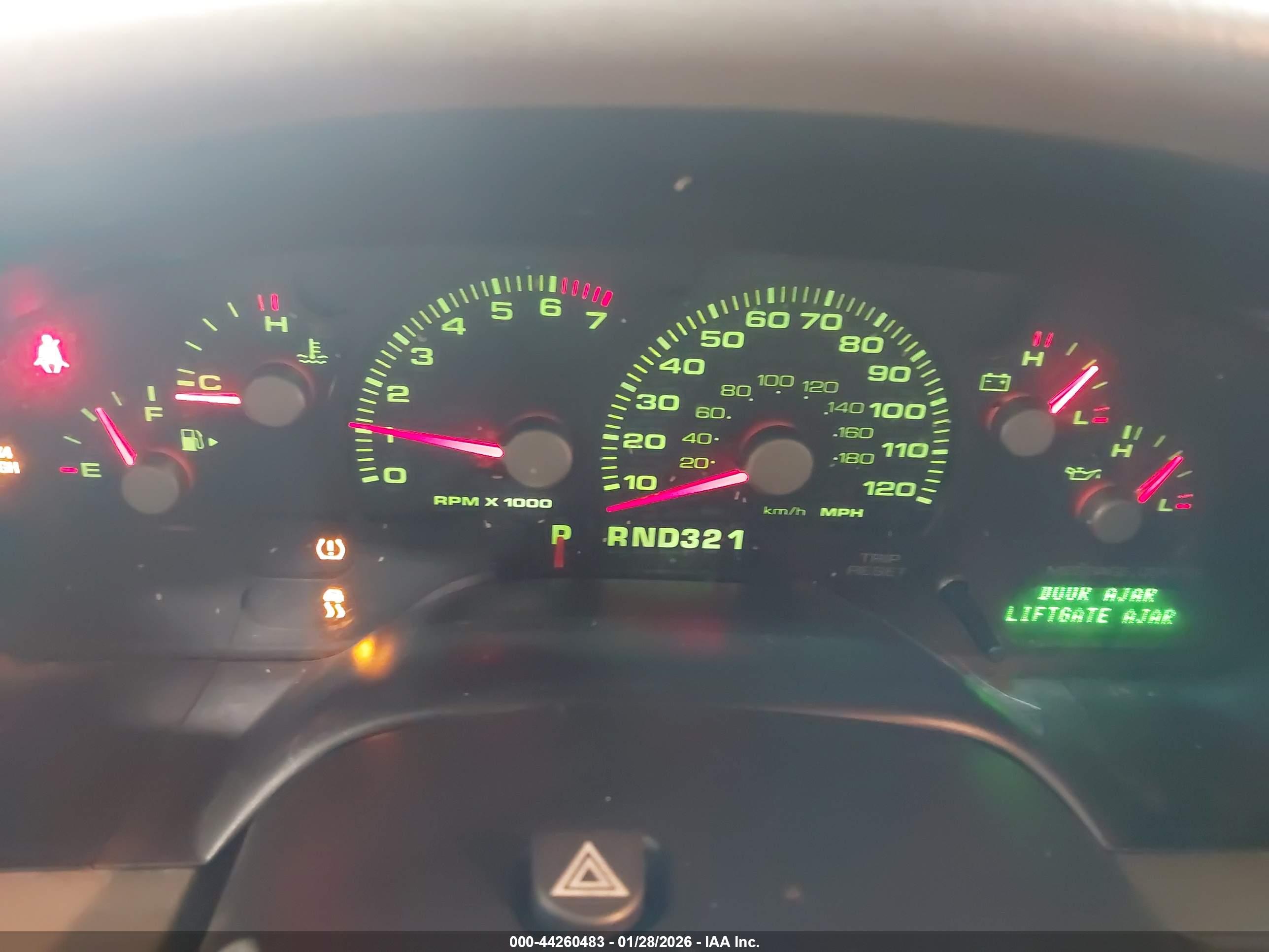 FORD EXPLORER image 7