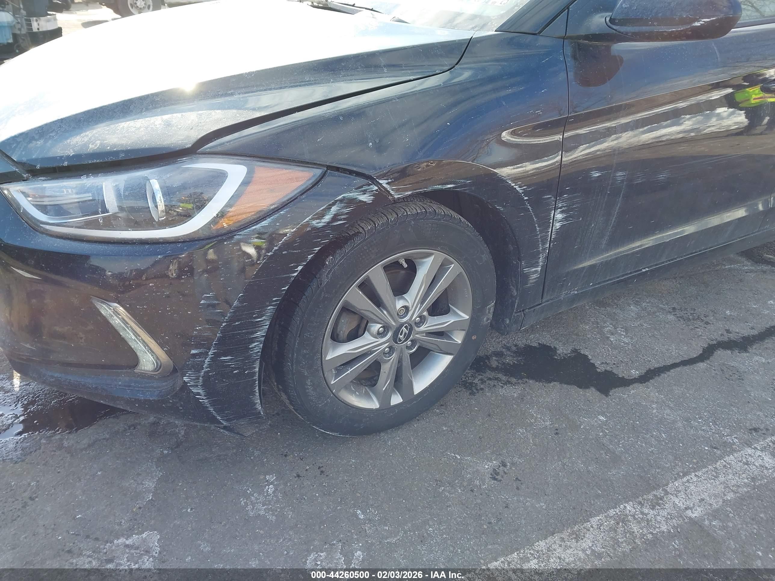 HYUNDAI ELANTRA image 6
