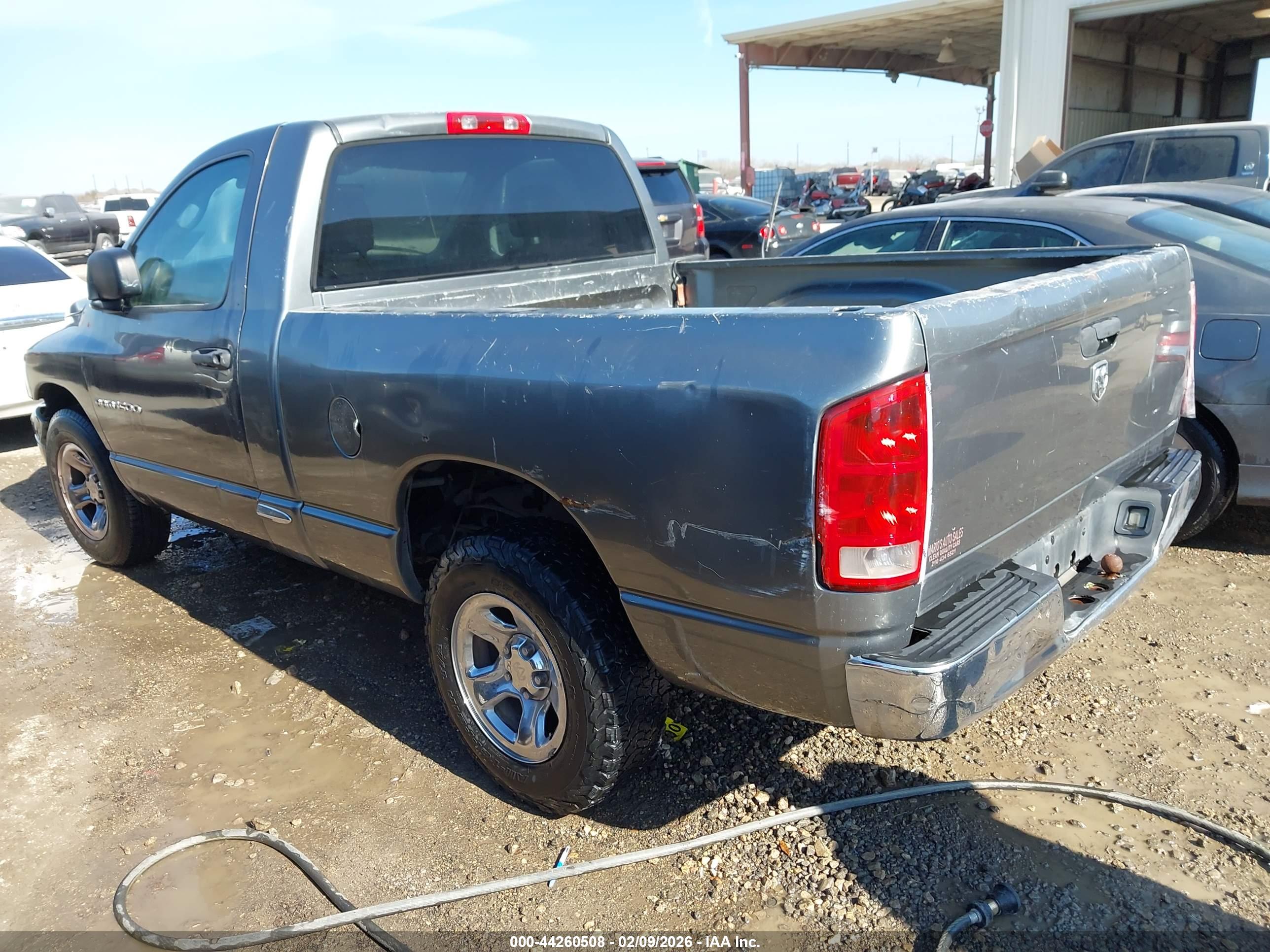 DODGE RAM image 3