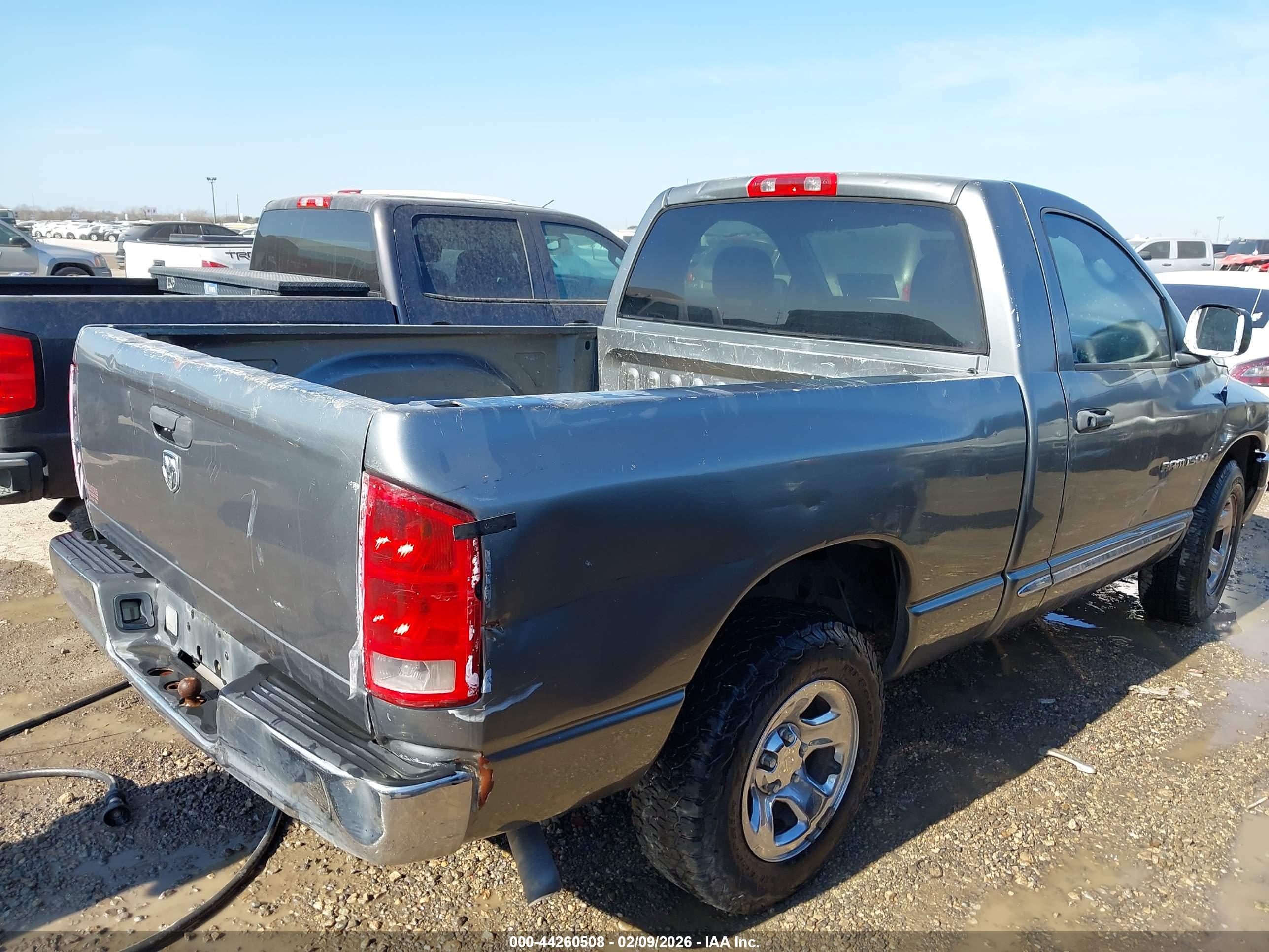DODGE RAM image 4