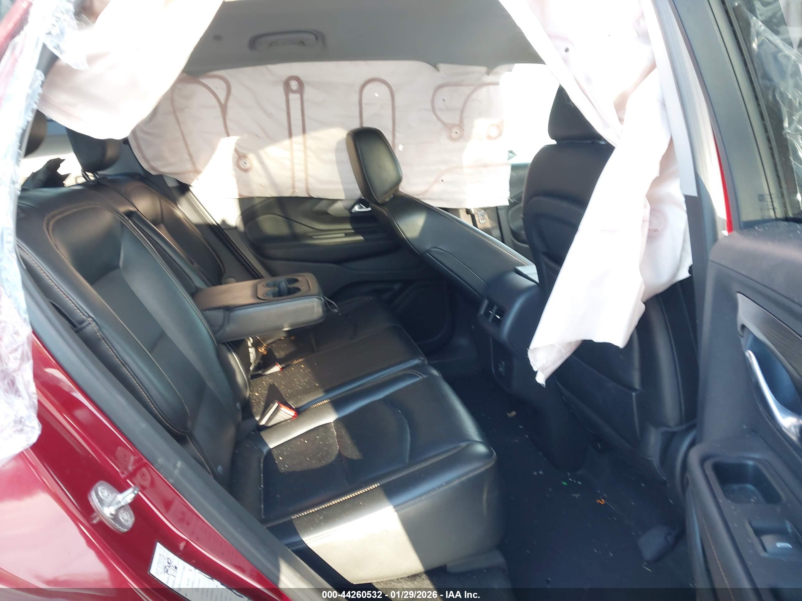 GMC TERRAIN image 8