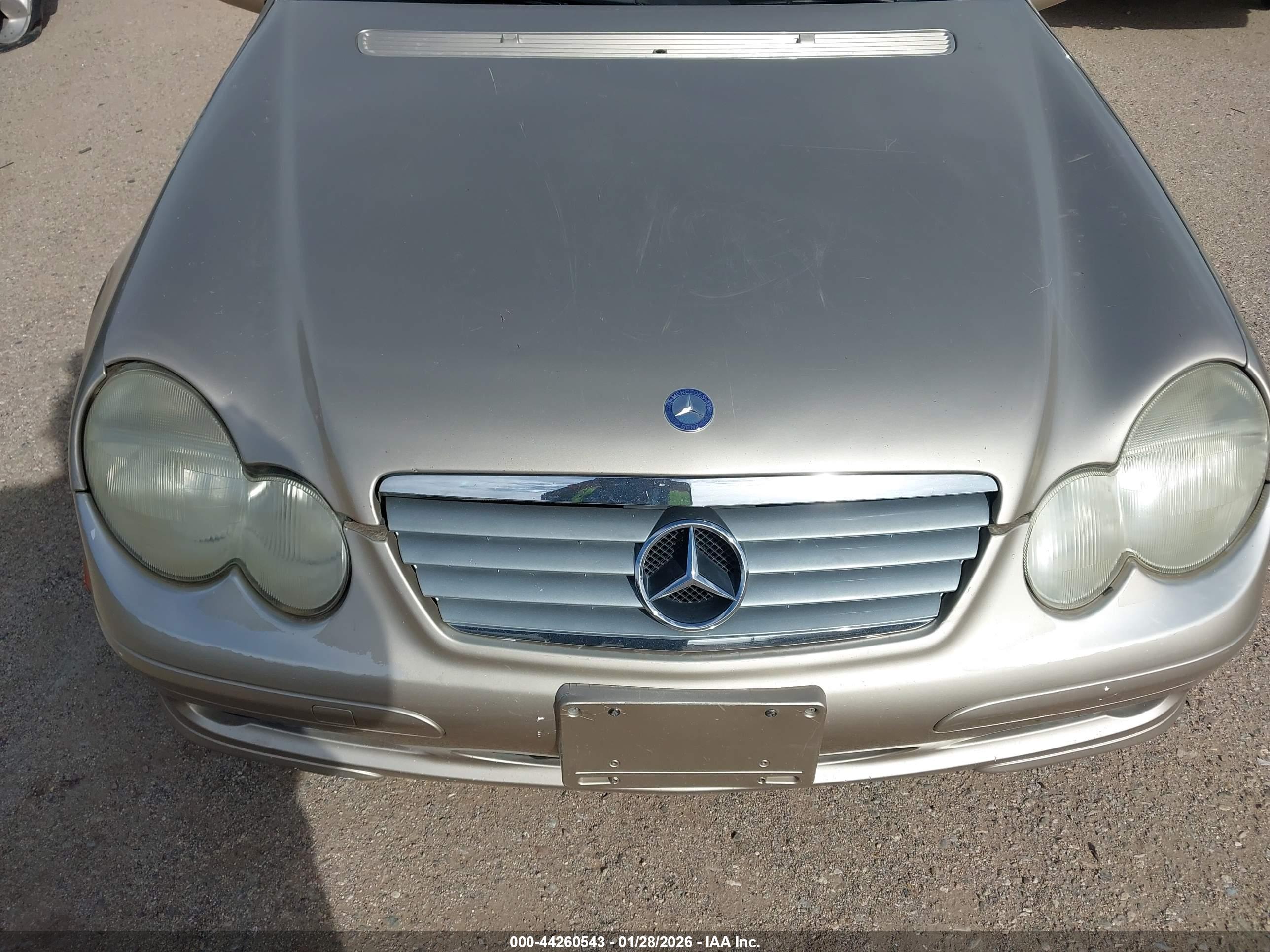 MERCEDES-BENZ C image 6