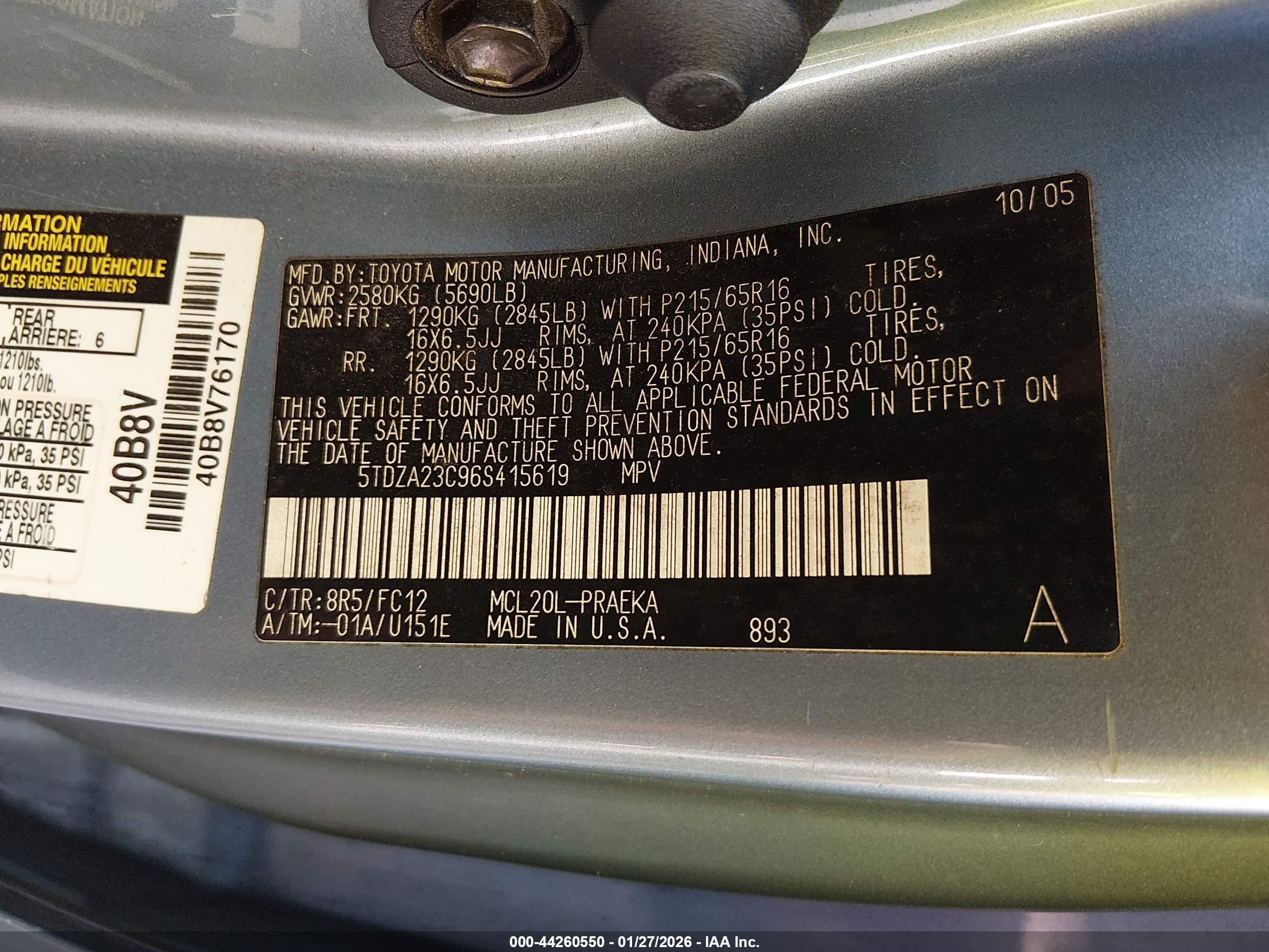 TOYOTA SIENNA image 9