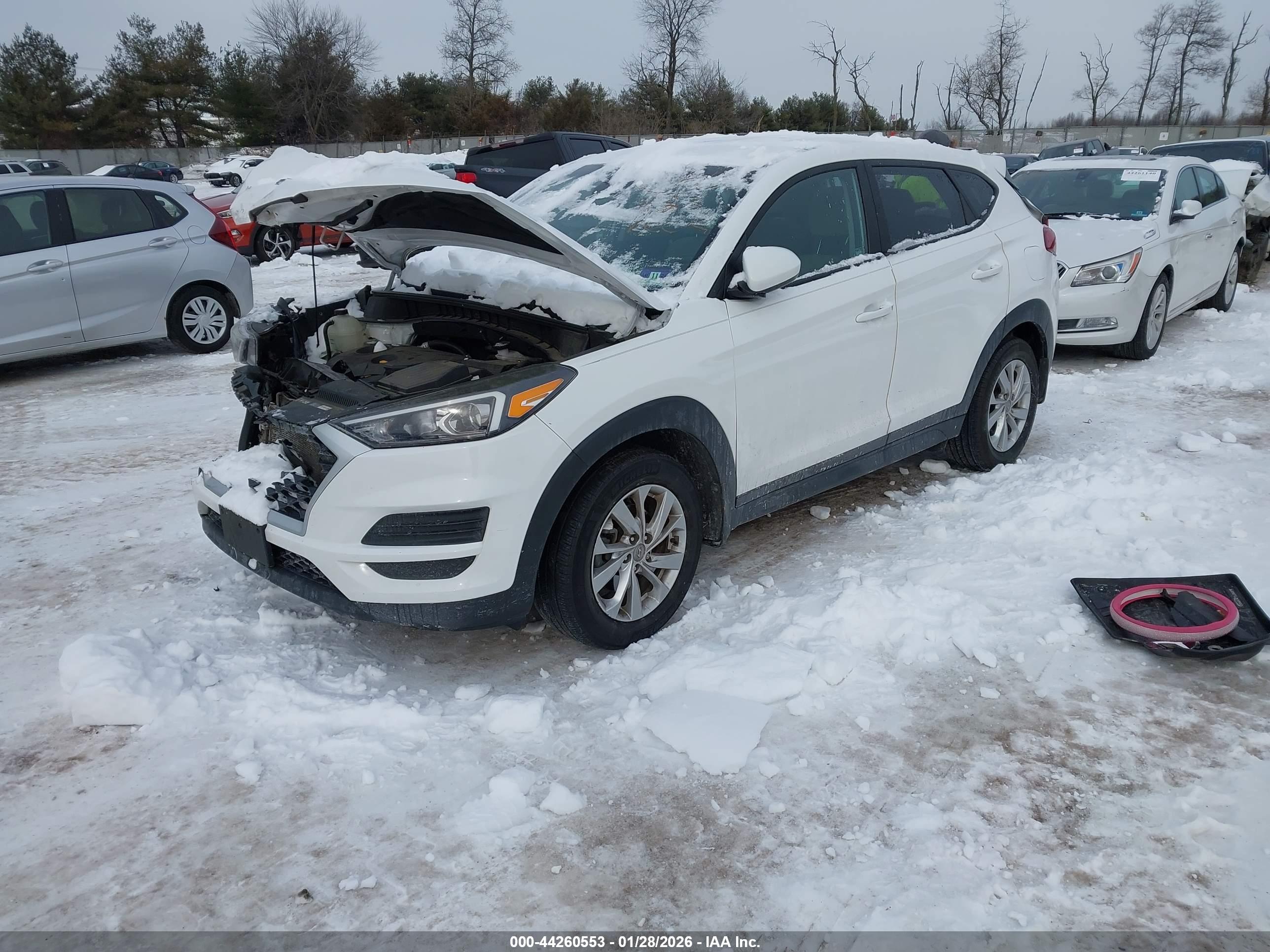 HYUNDAI TUCSON image 2