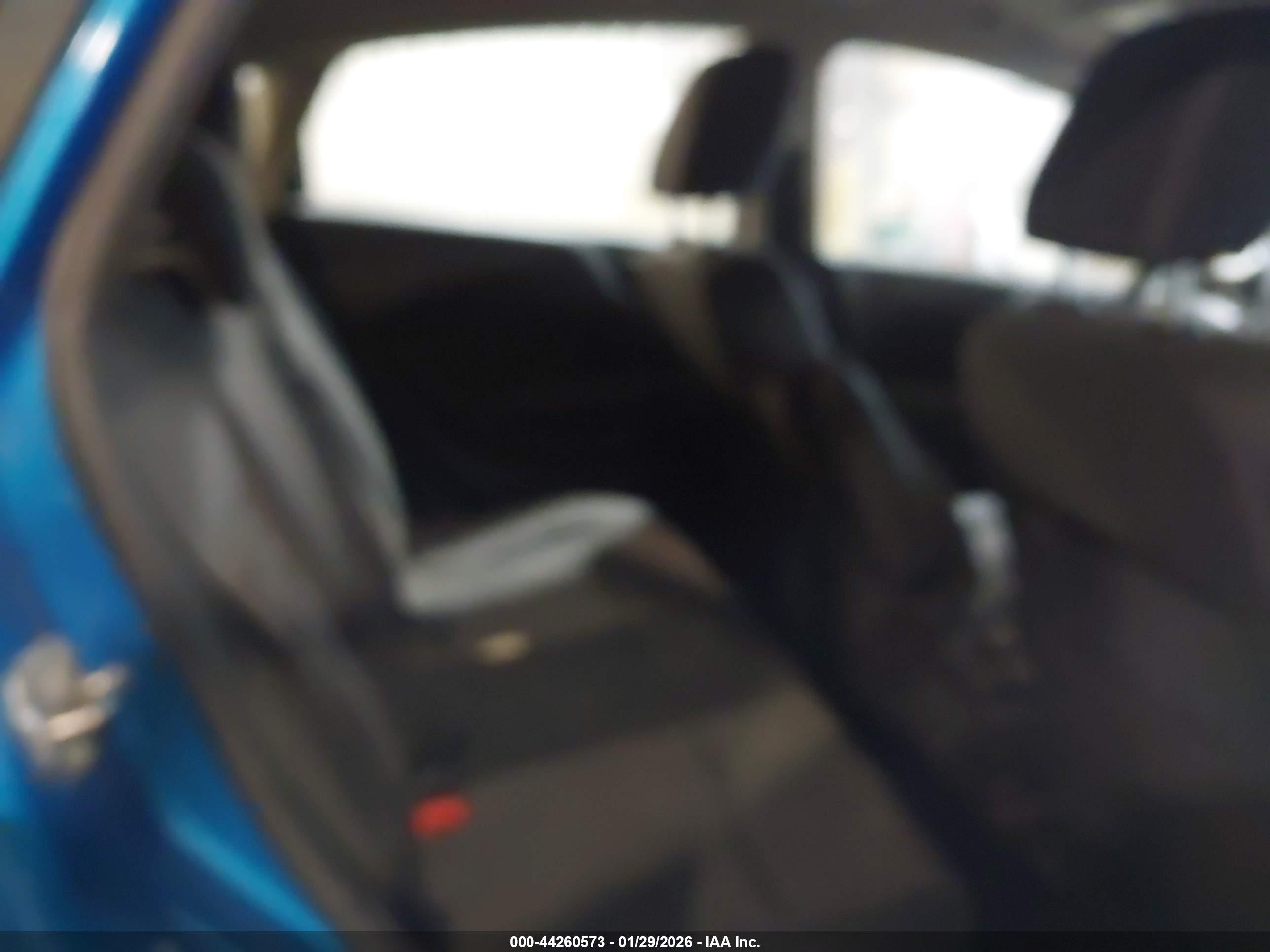 FORD FIESTA image 8