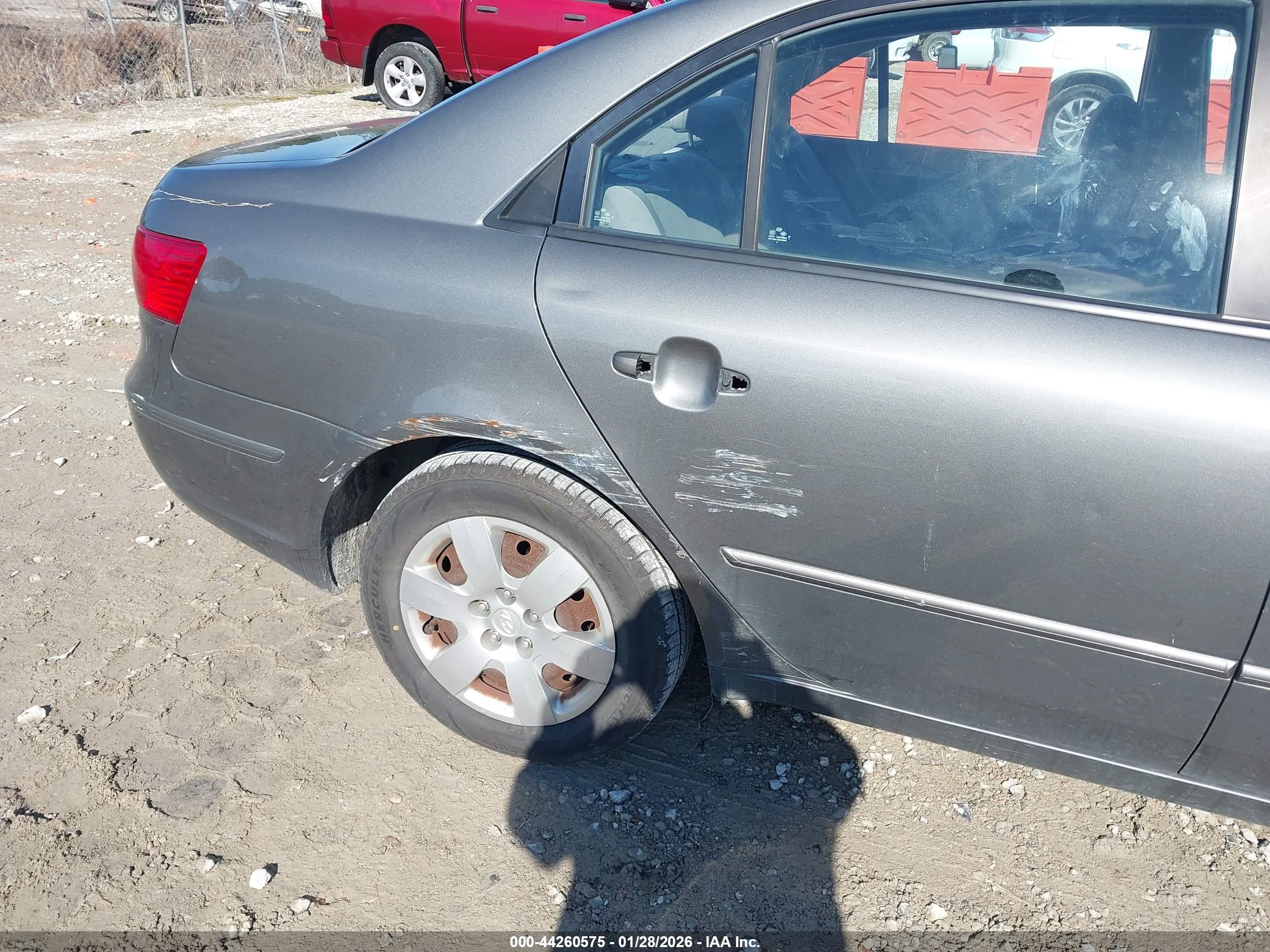 HYUNDAI SONATA image 6