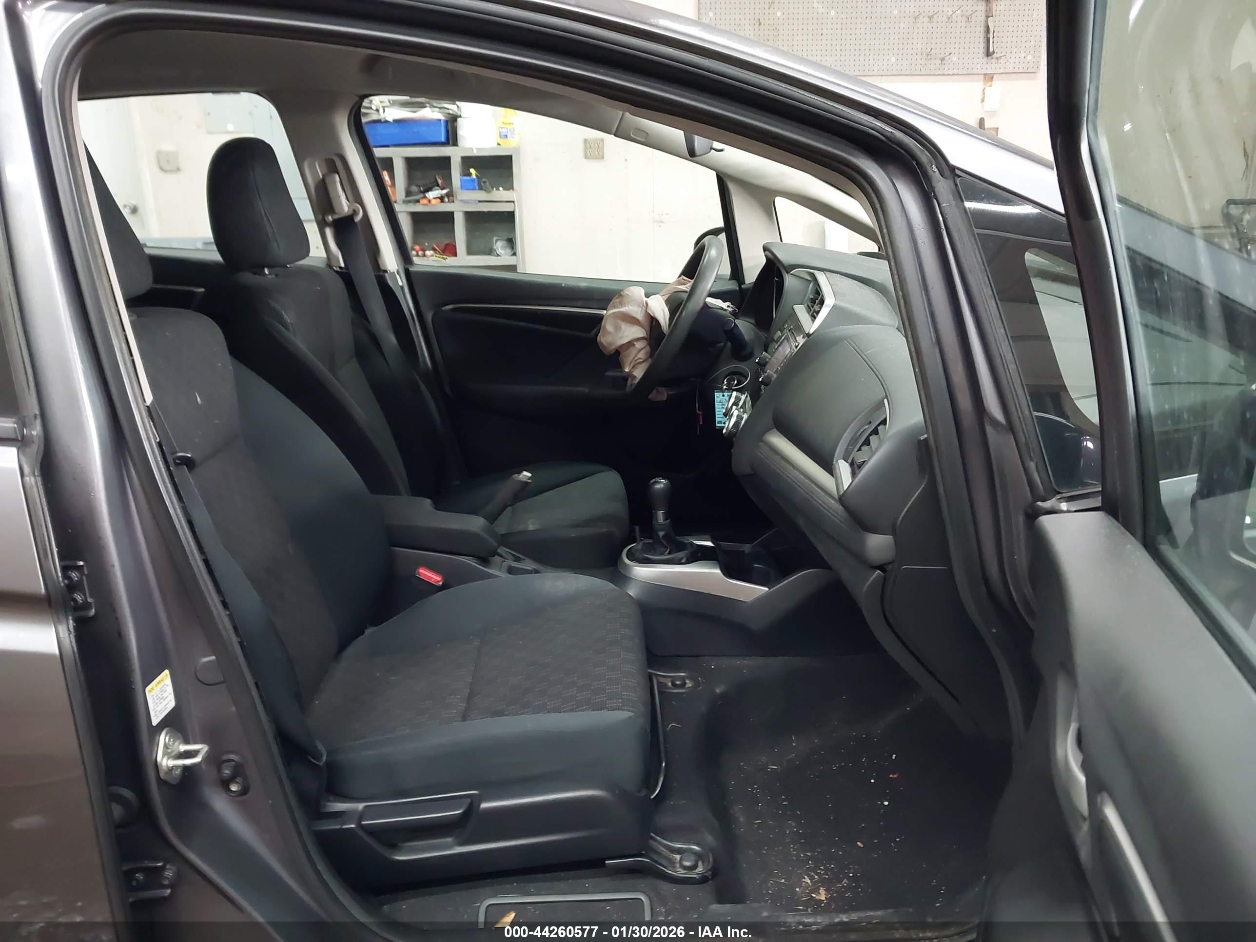 HONDA FIT image 5
