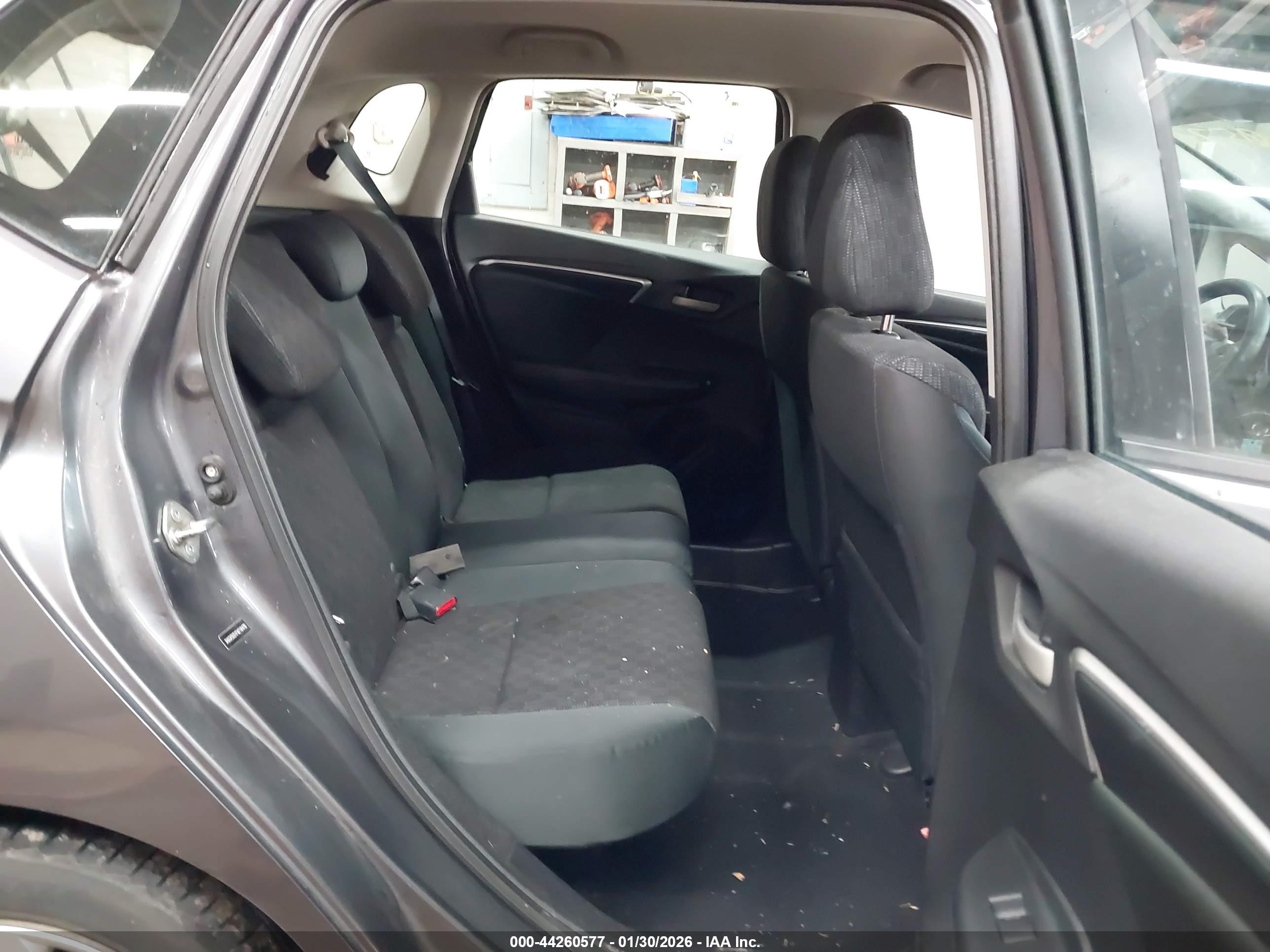 HONDA FIT image 8