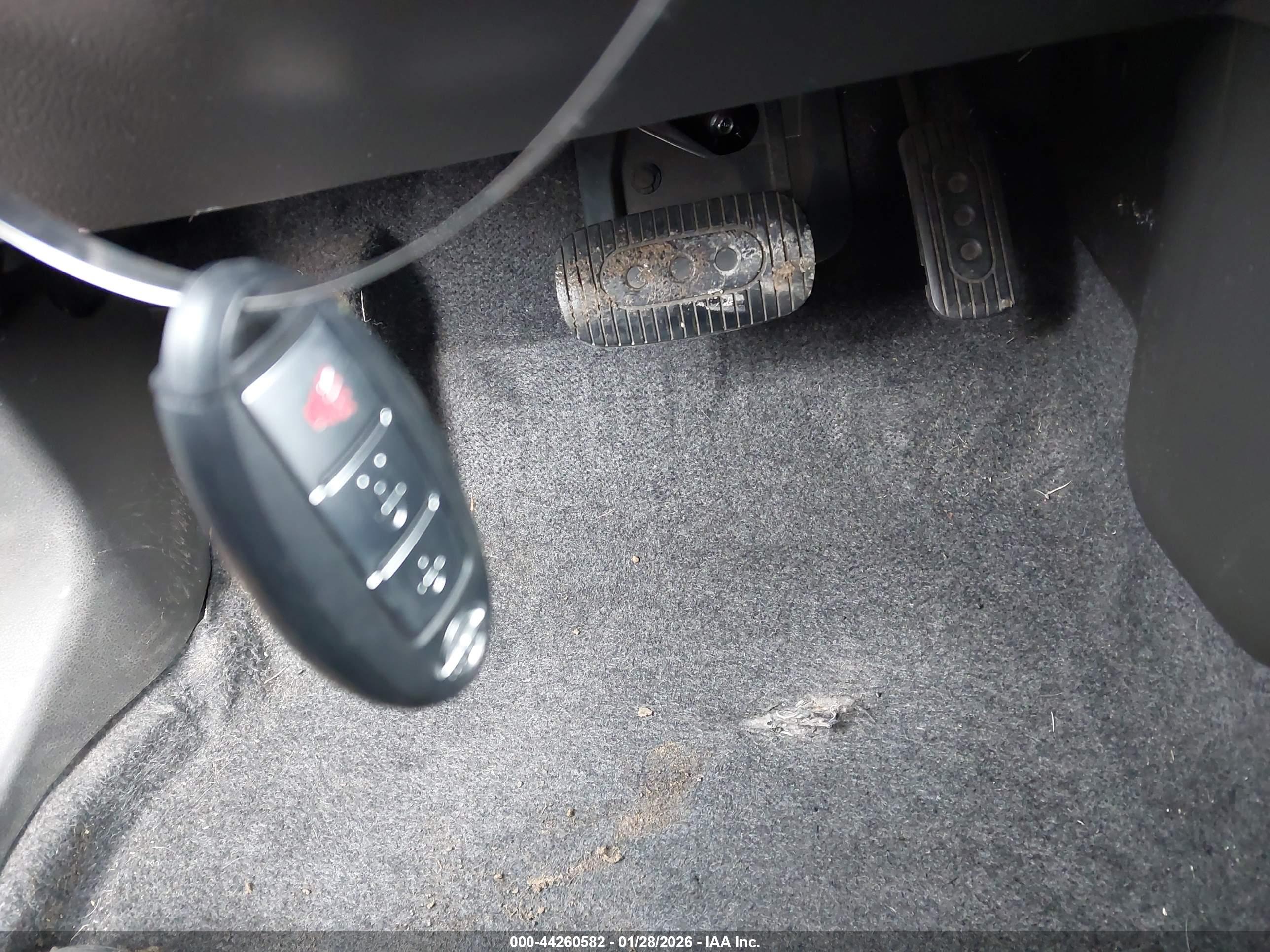 NISSAN CUBE image 11