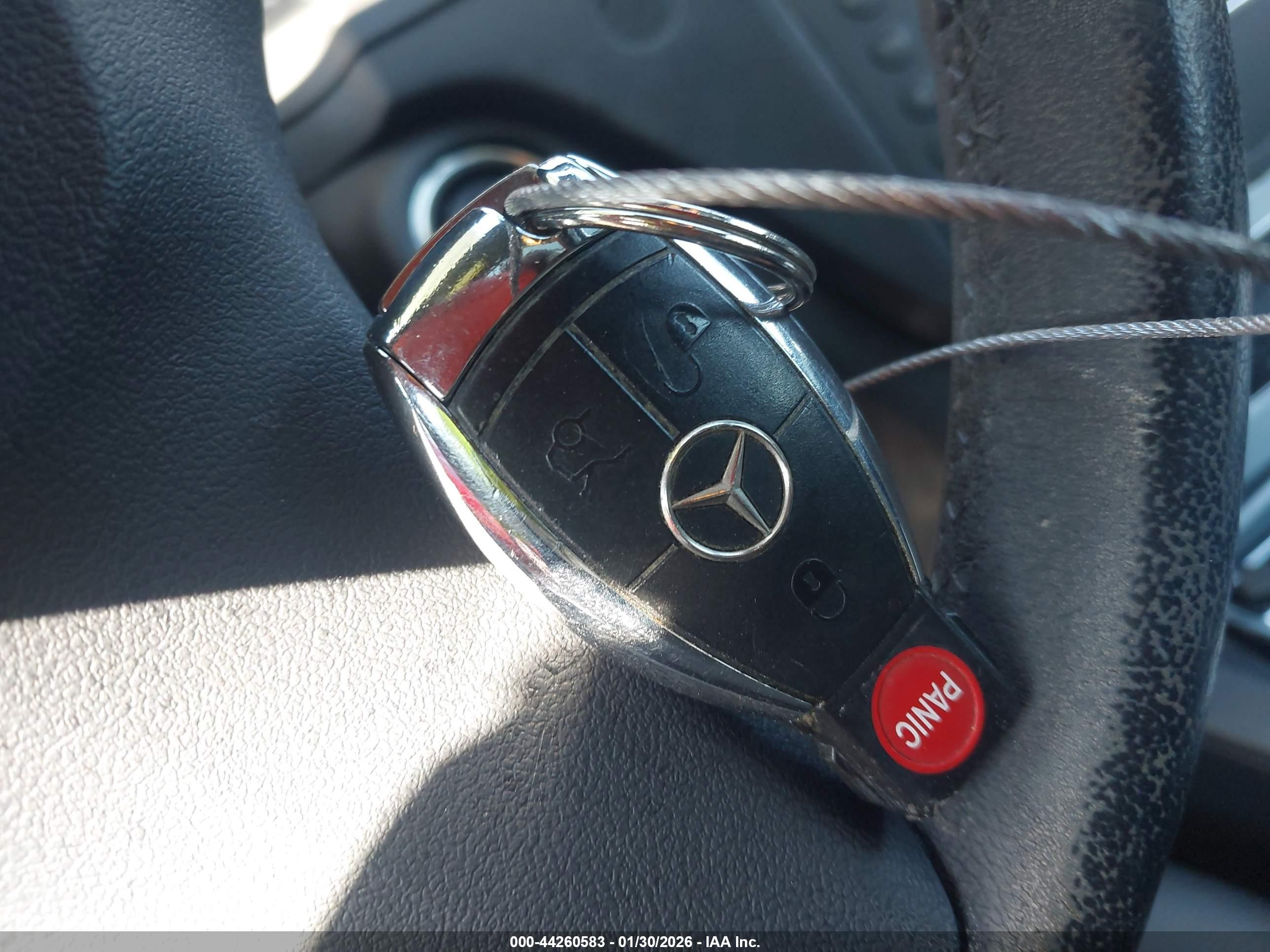 MERCEDES-BENZ C image 11