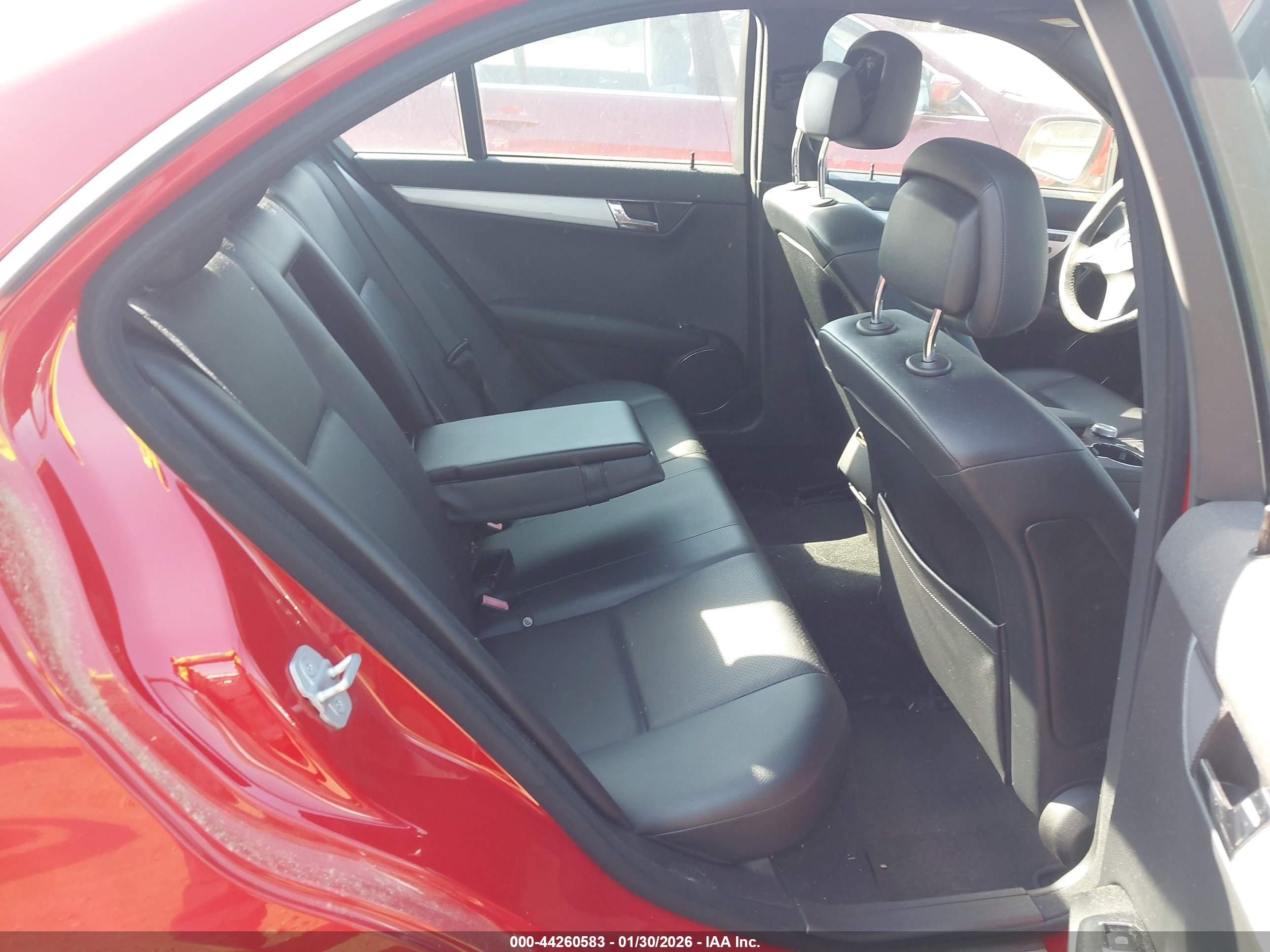 MERCEDES-BENZ C image 8