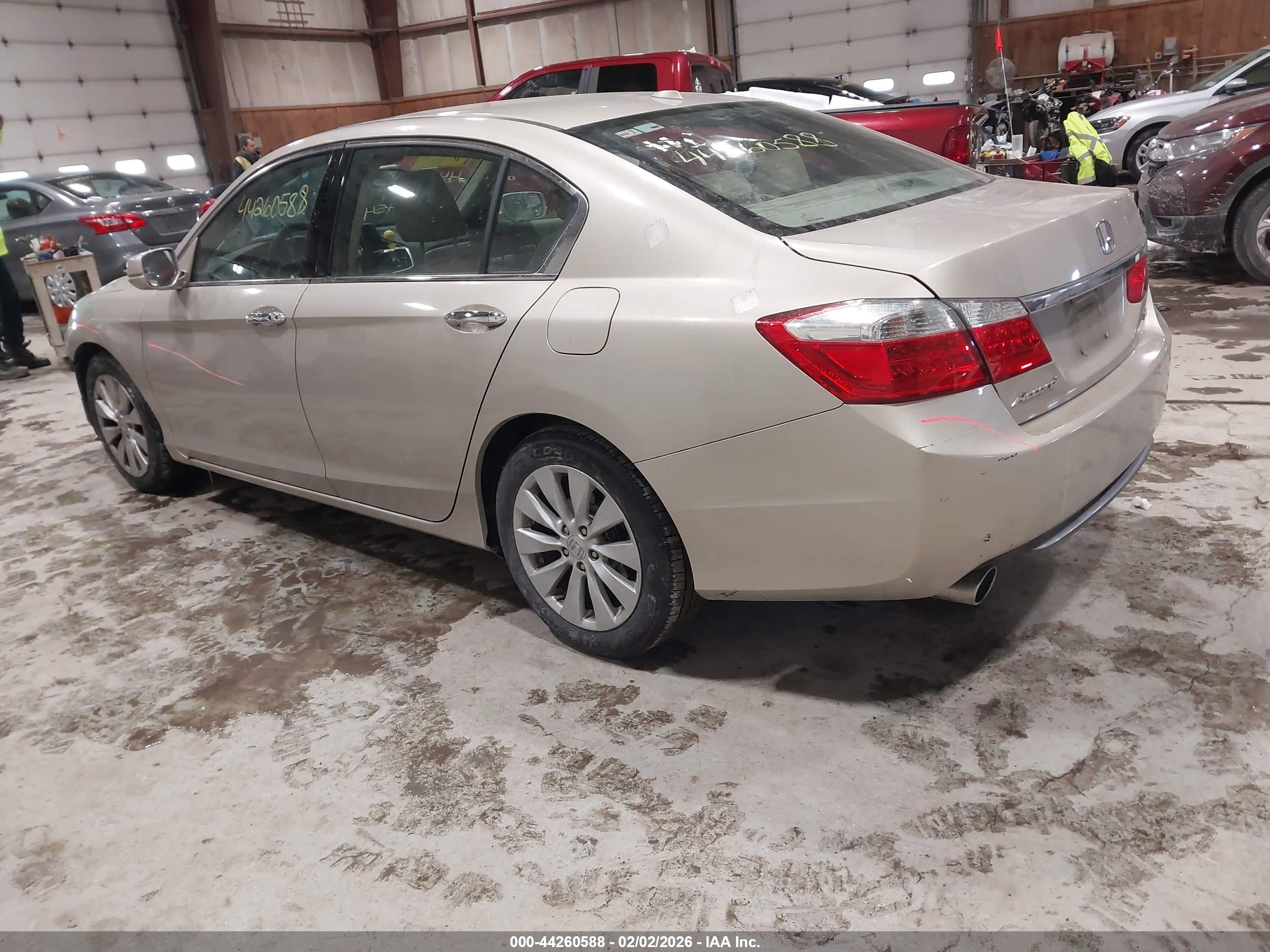 HONDA ACCORD image 3