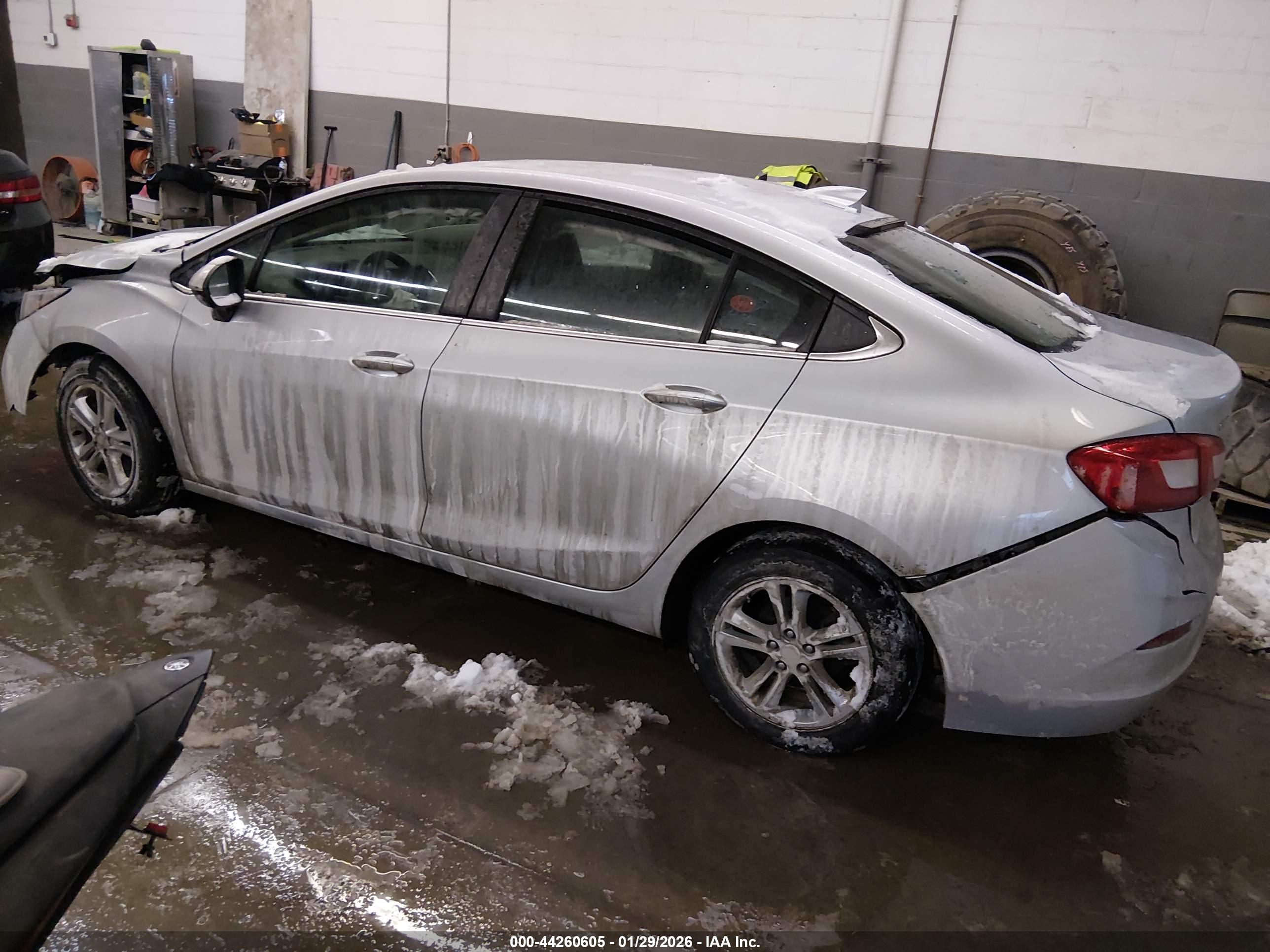 CHEVROLET CRUZE image 3