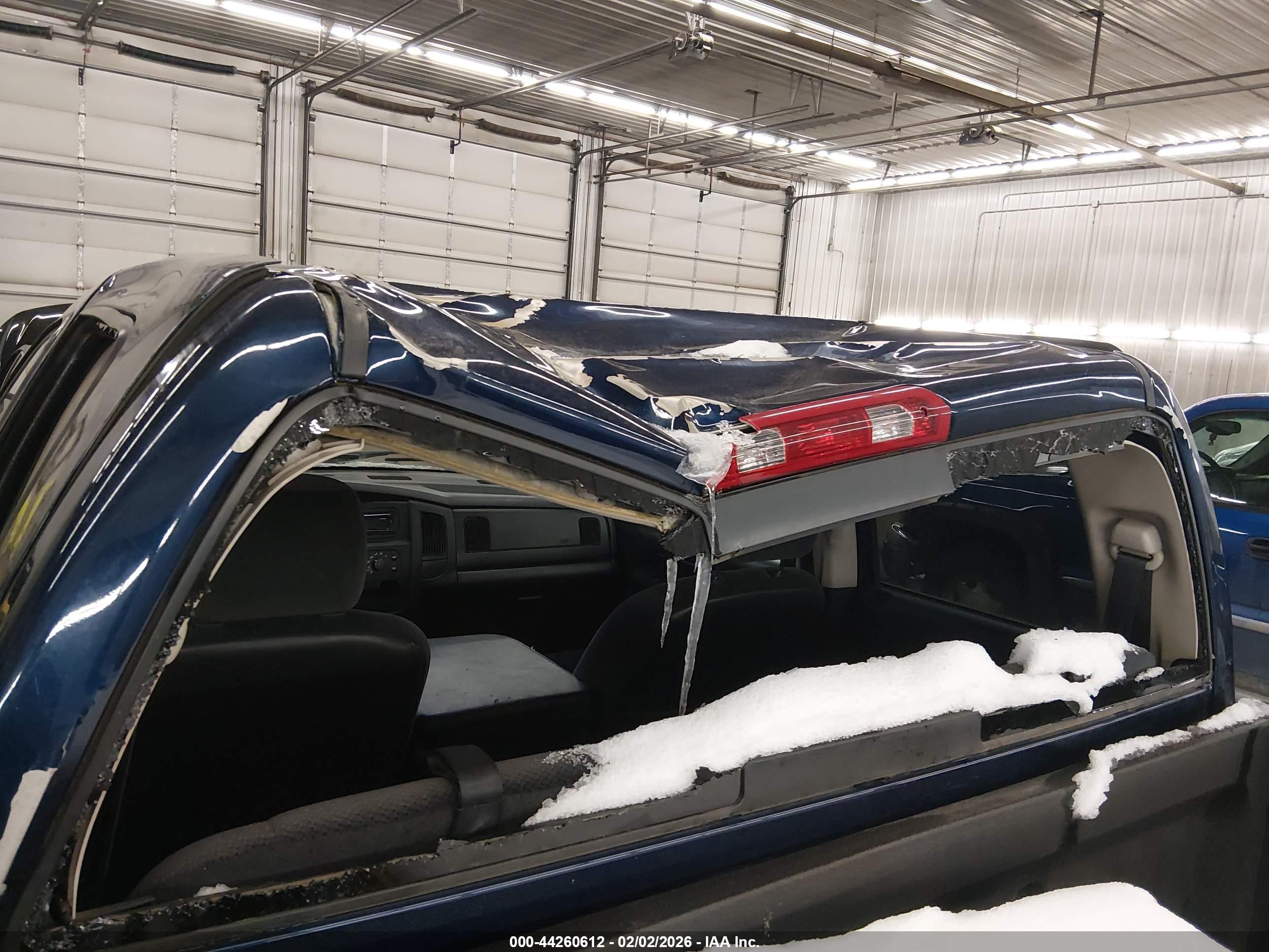 DODGE RAM image 6