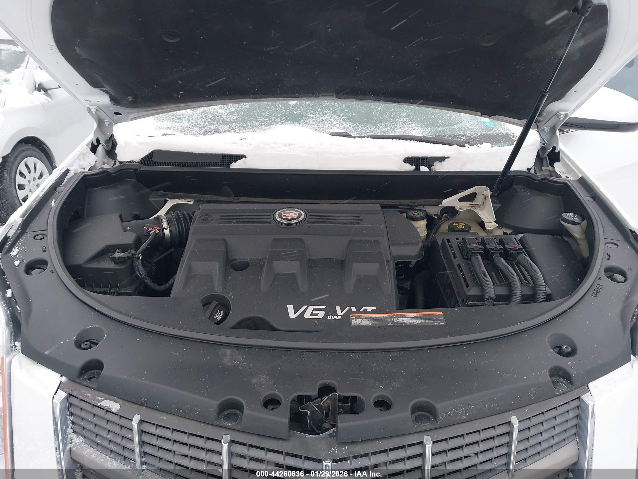 CADILLAC SRX image 10