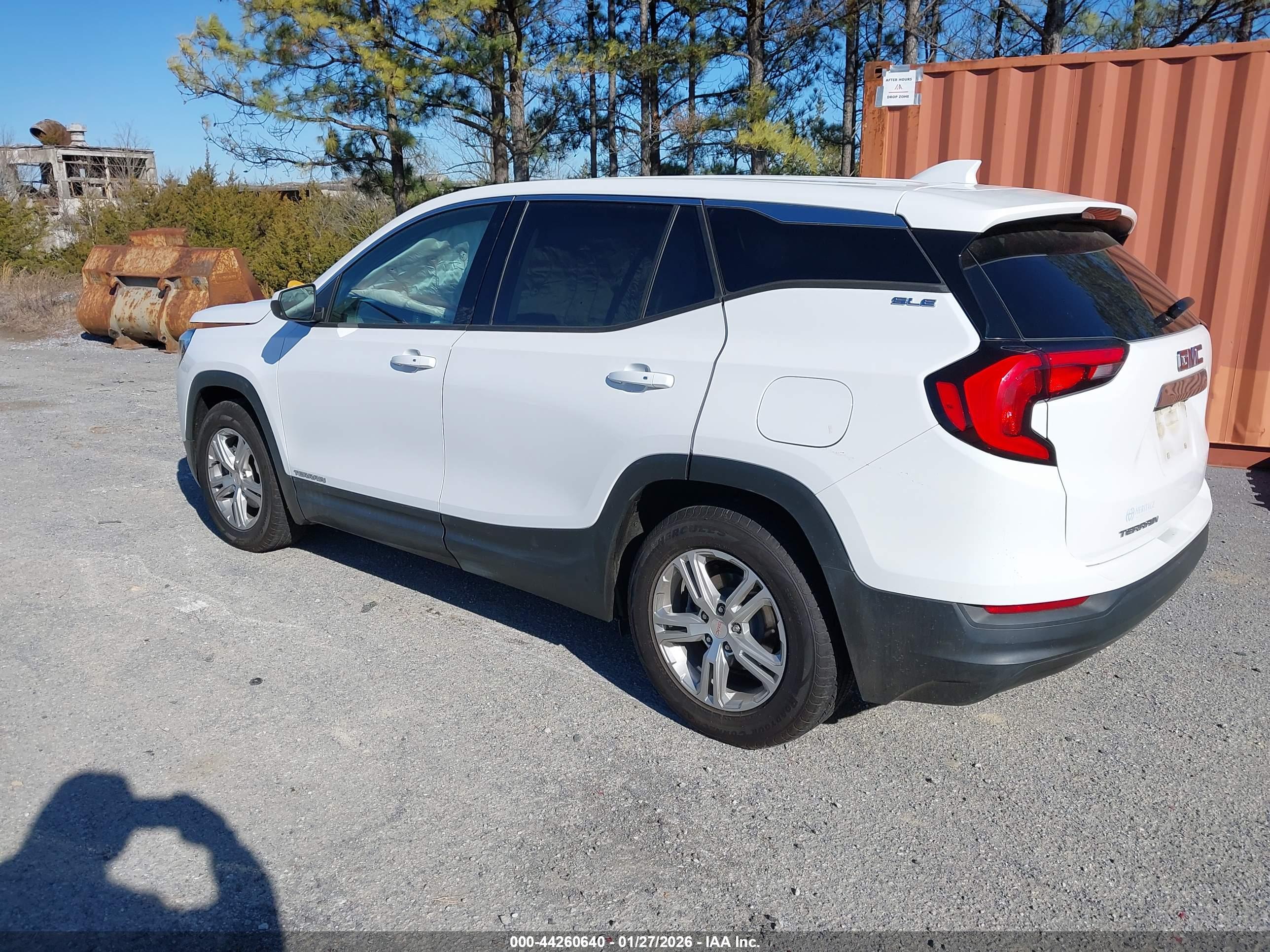 GMC TERRAIN image 3
