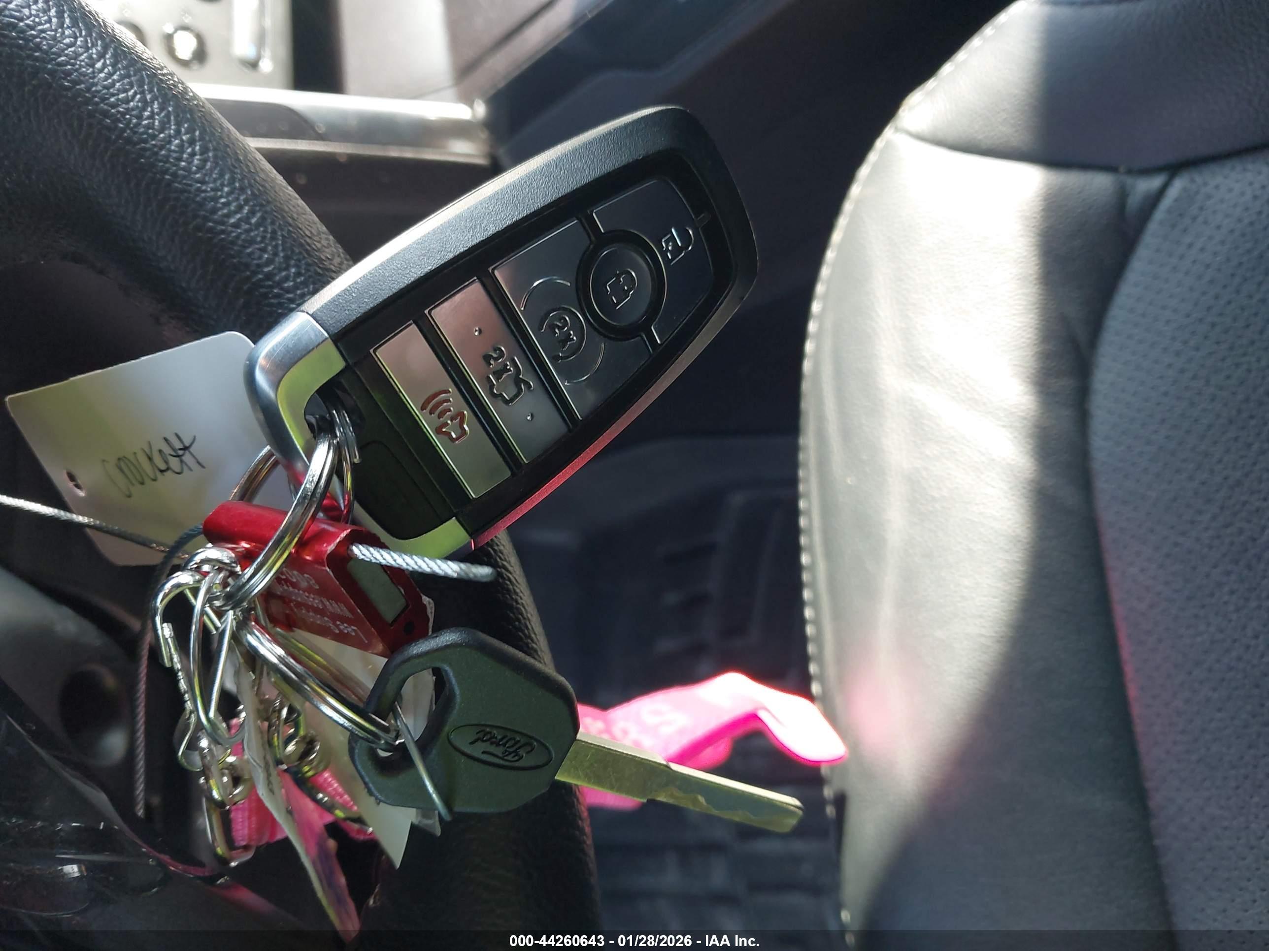 FORD EXPLORER image 11