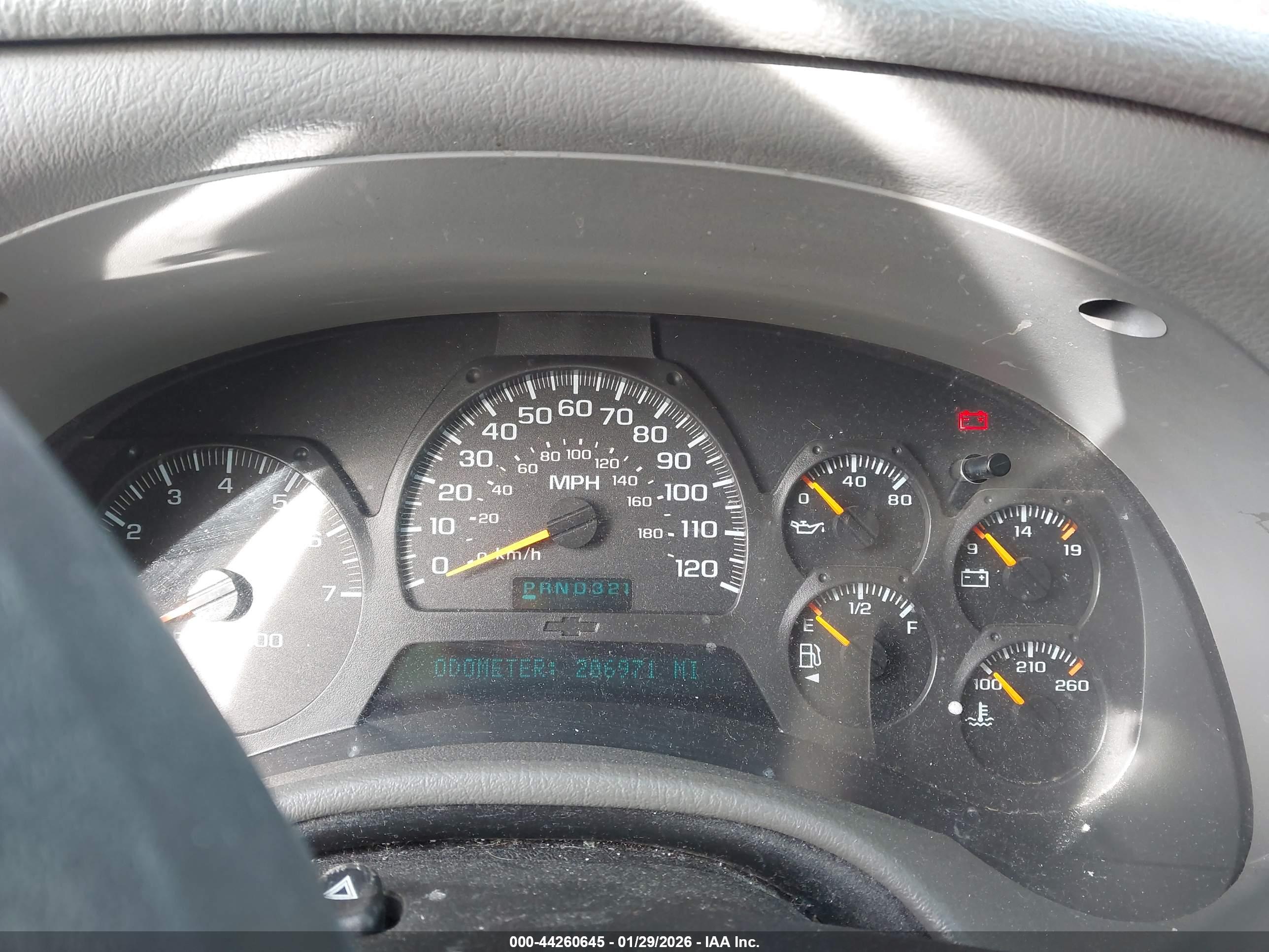 CHEVROLET TRAILBLAZER image 7