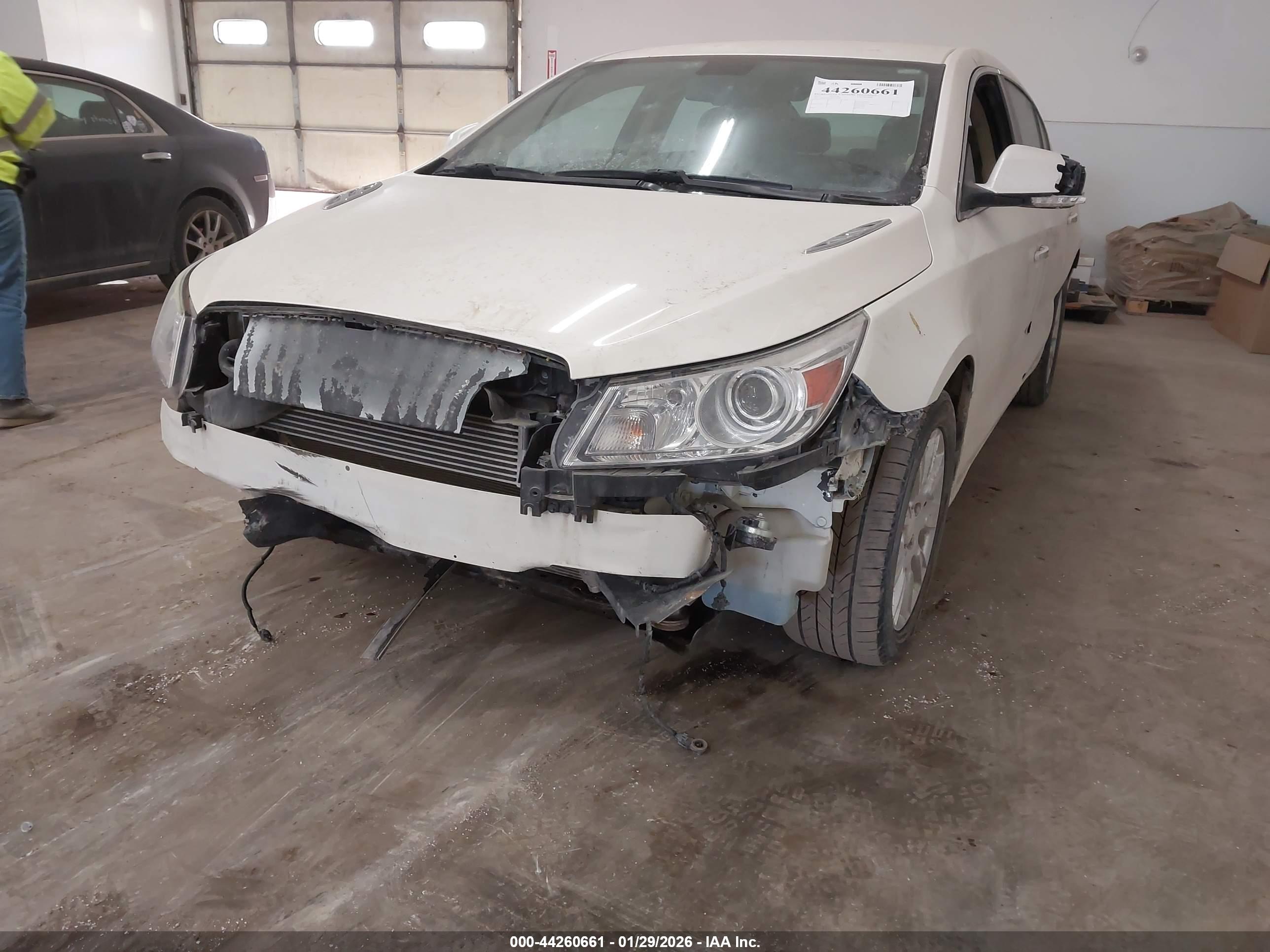 BUICK LACROSSE image 6