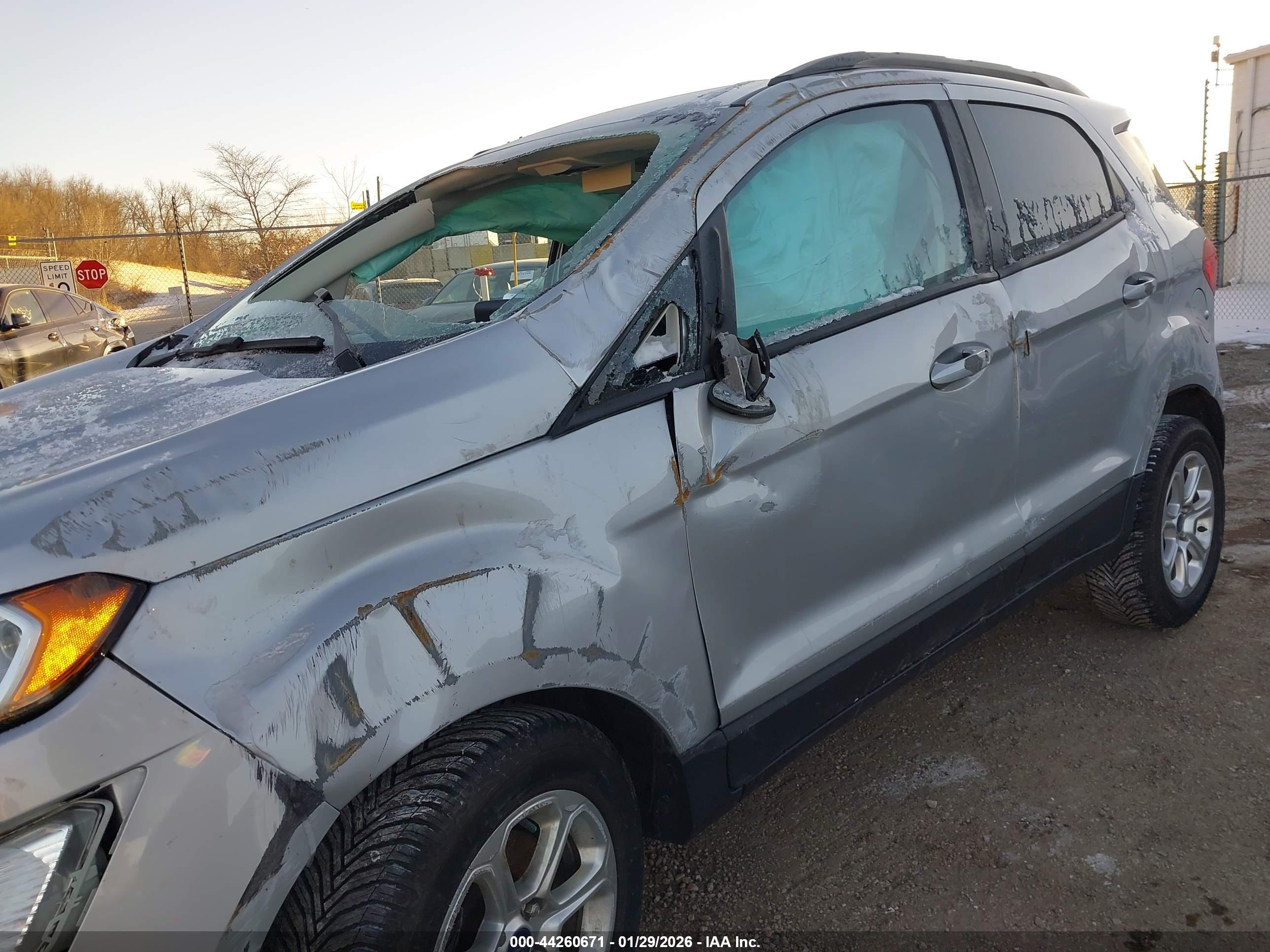 FORD ECOSPORT image 6