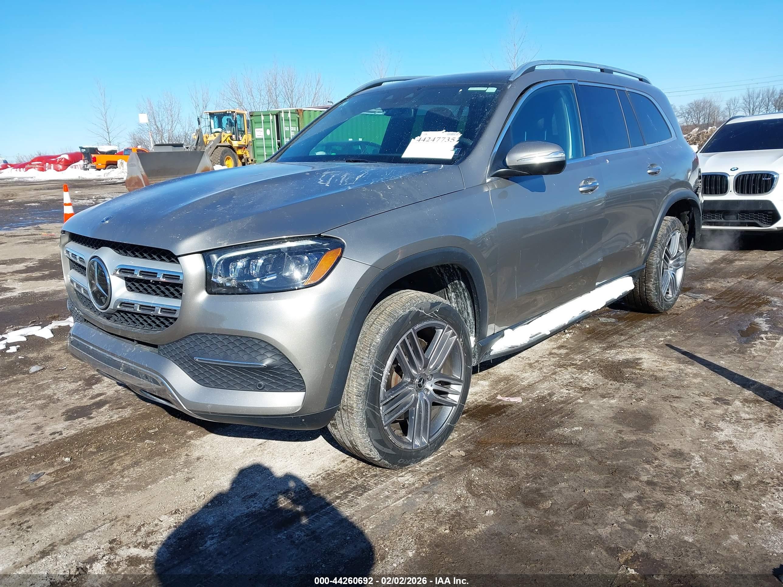 MERCEDES-BENZ GLS image 2