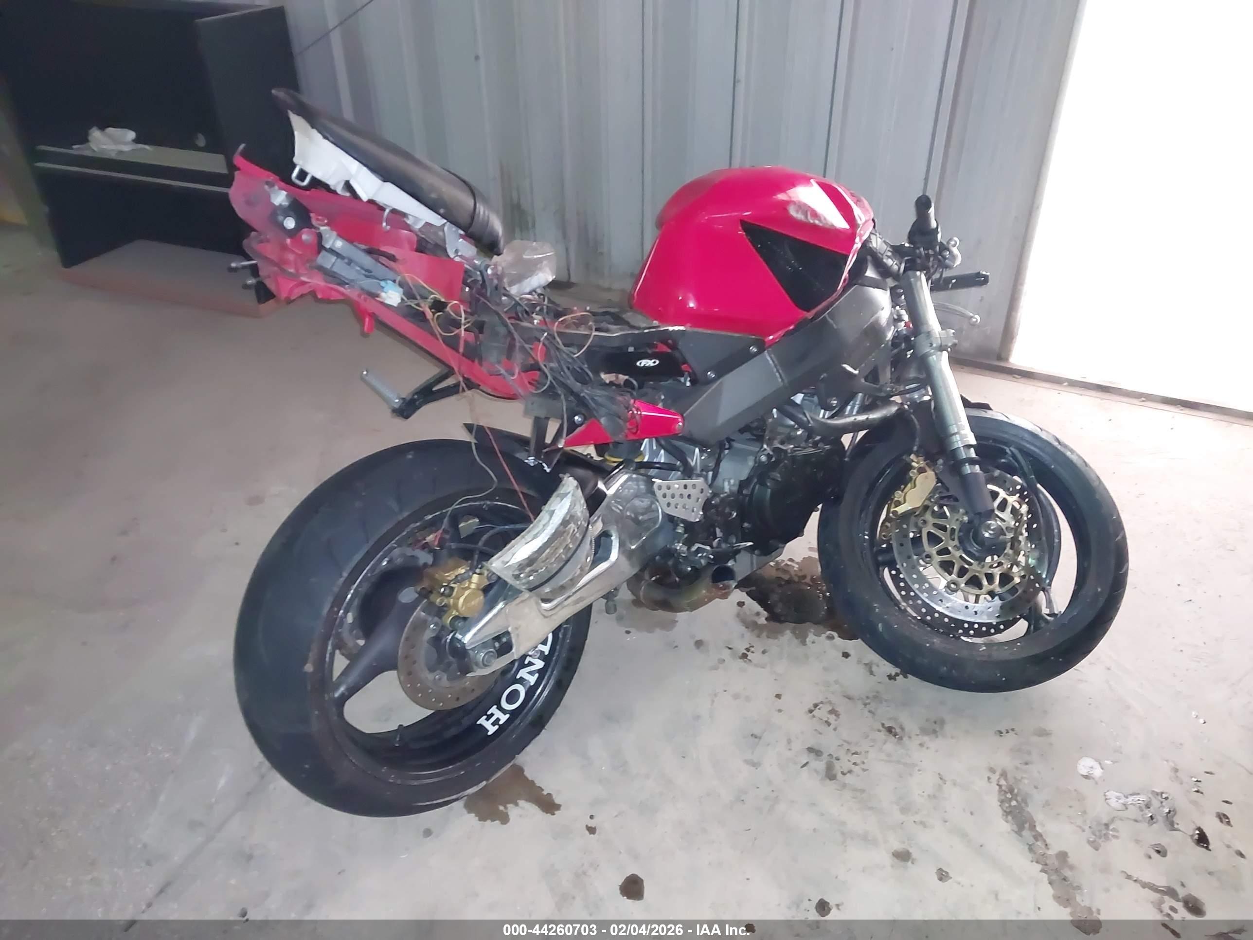 HONDA CBR900 image 4