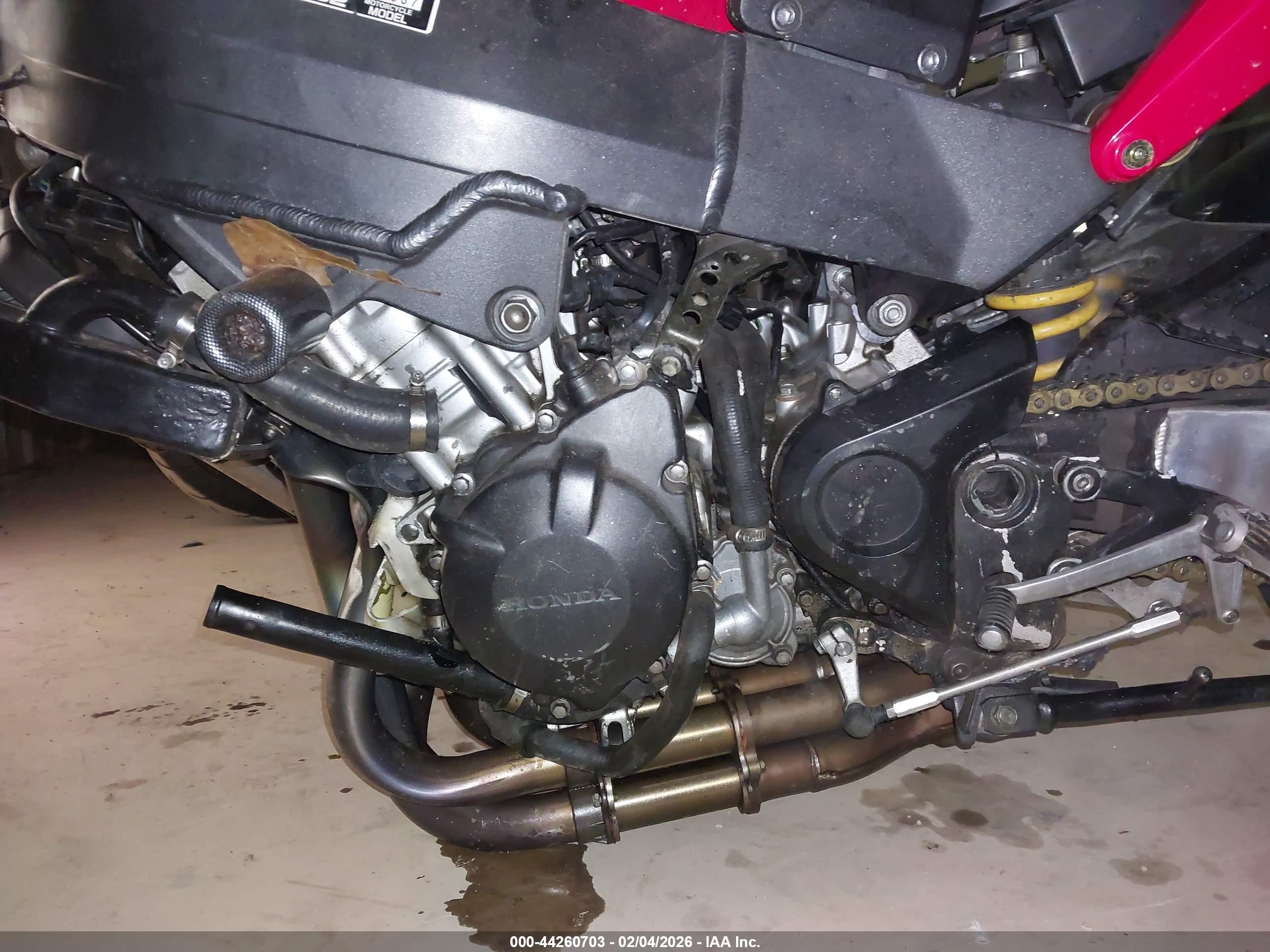 HONDA CBR900 image 9