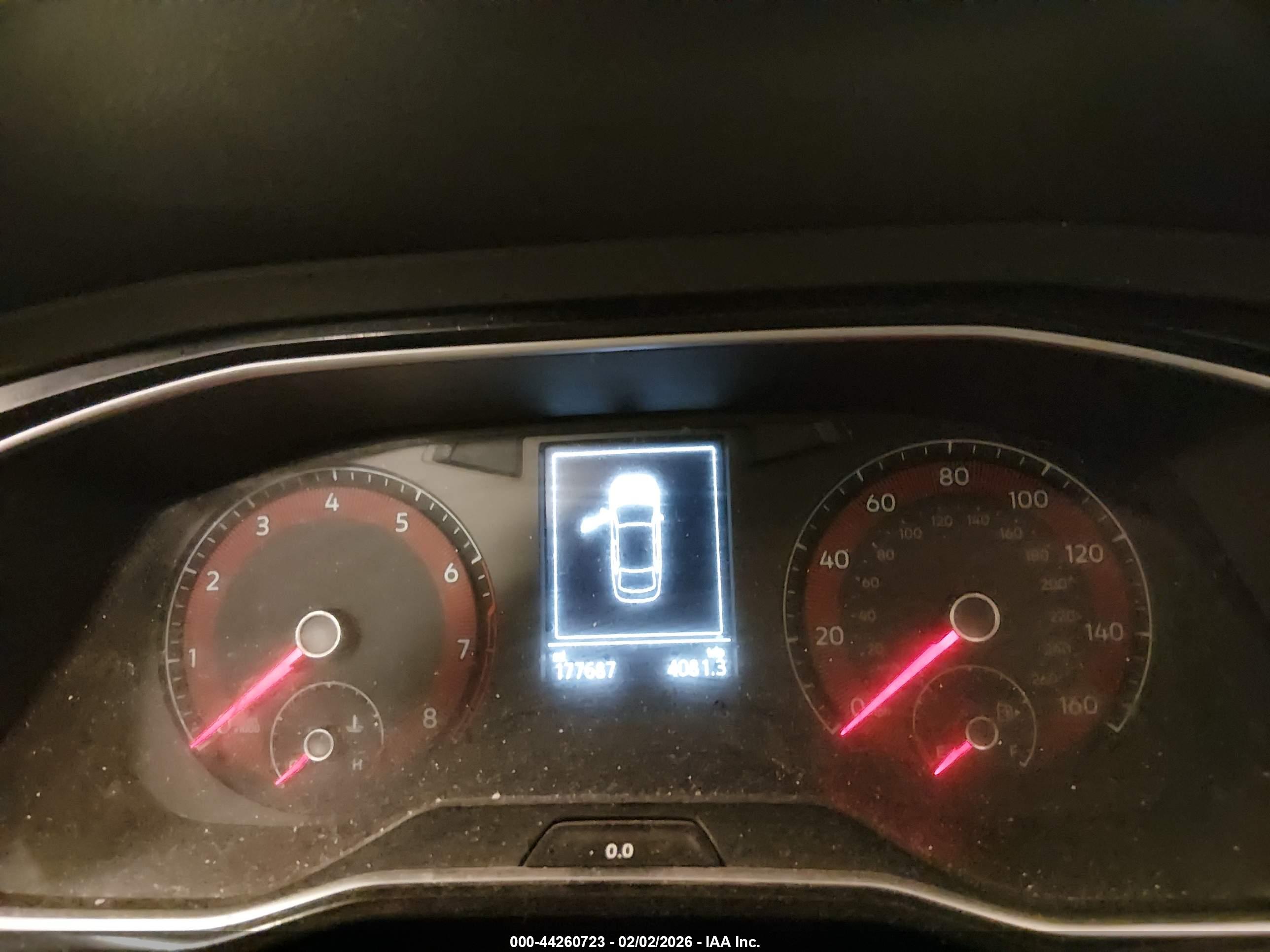 VOLKSWAGEN JETTA image 7