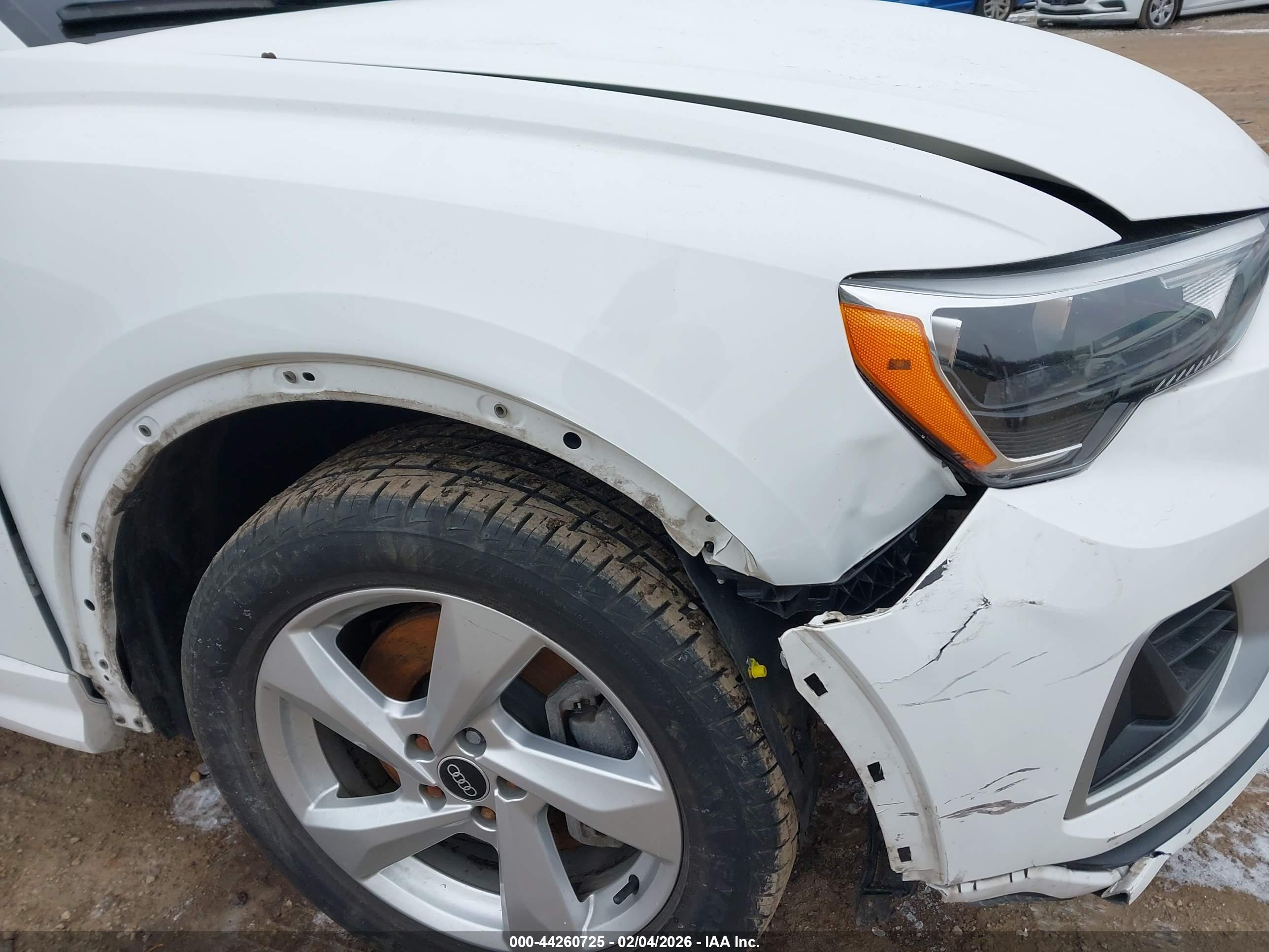AUDI Q3 image 6
