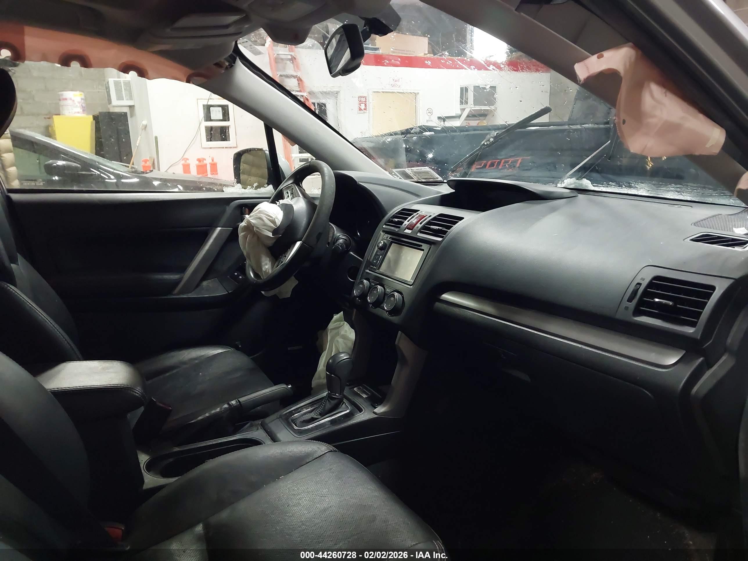 SUBARU FORESTER image 5