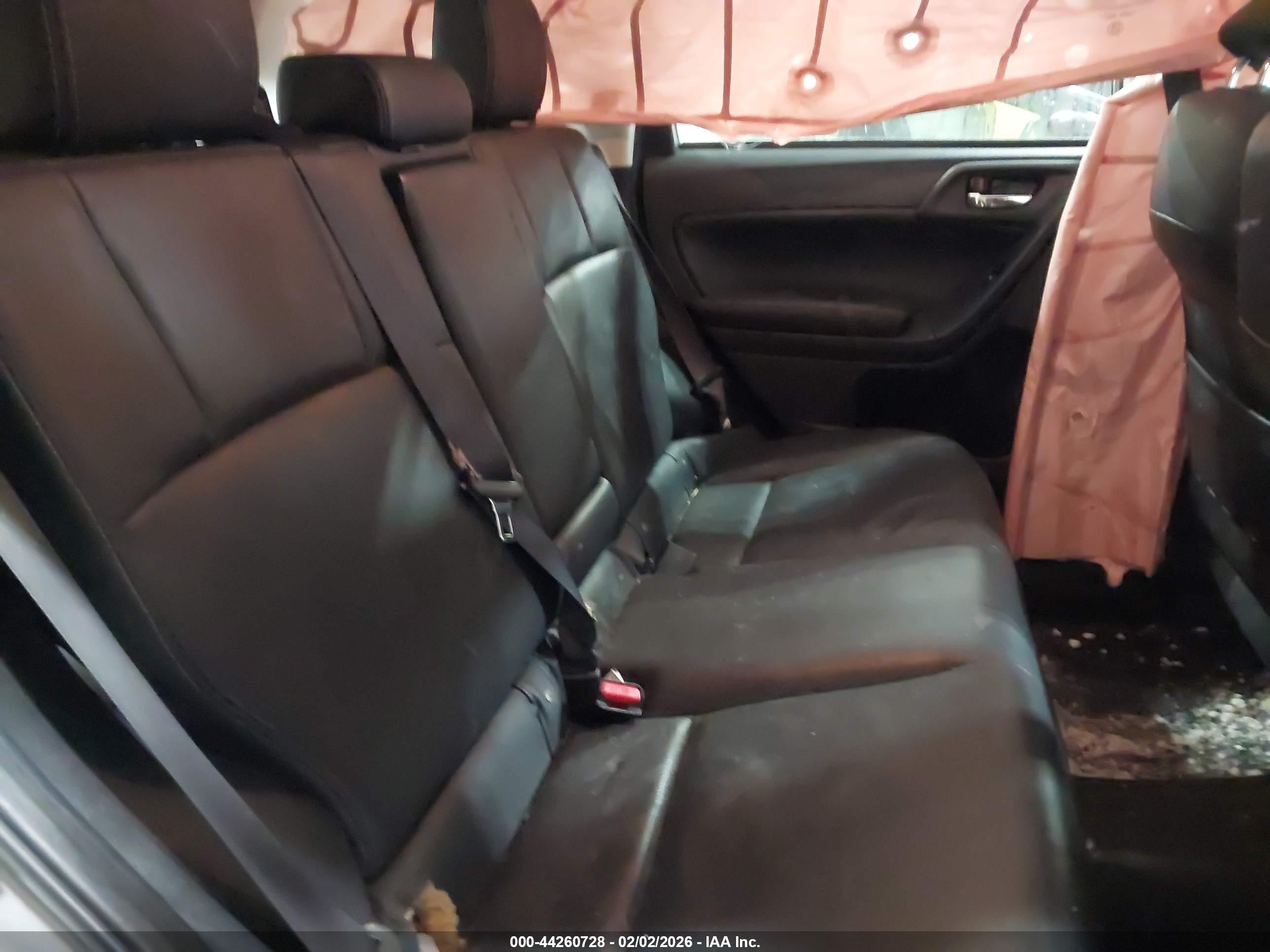 SUBARU FORESTER image 8