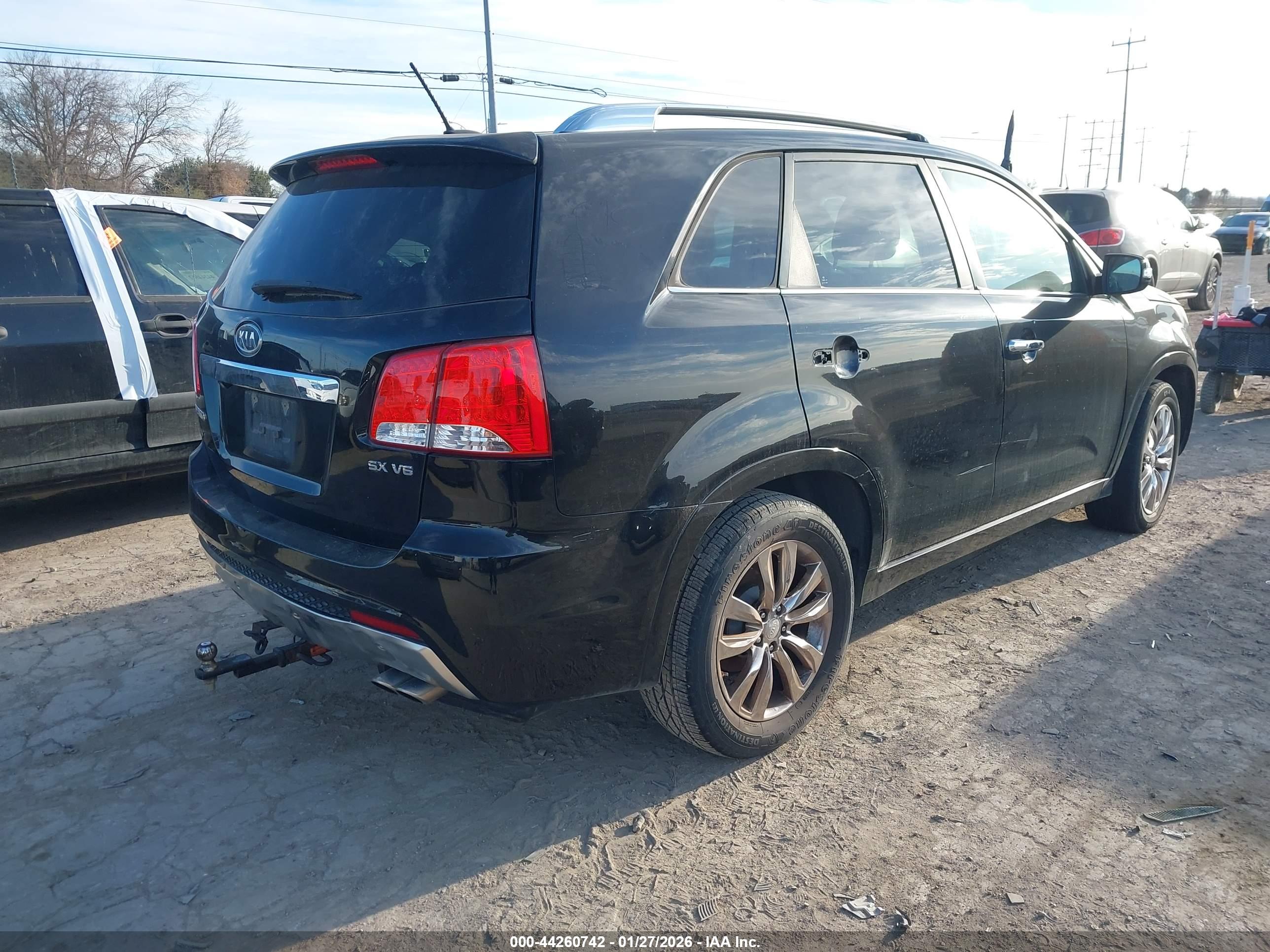 KIA SORENTO image 4