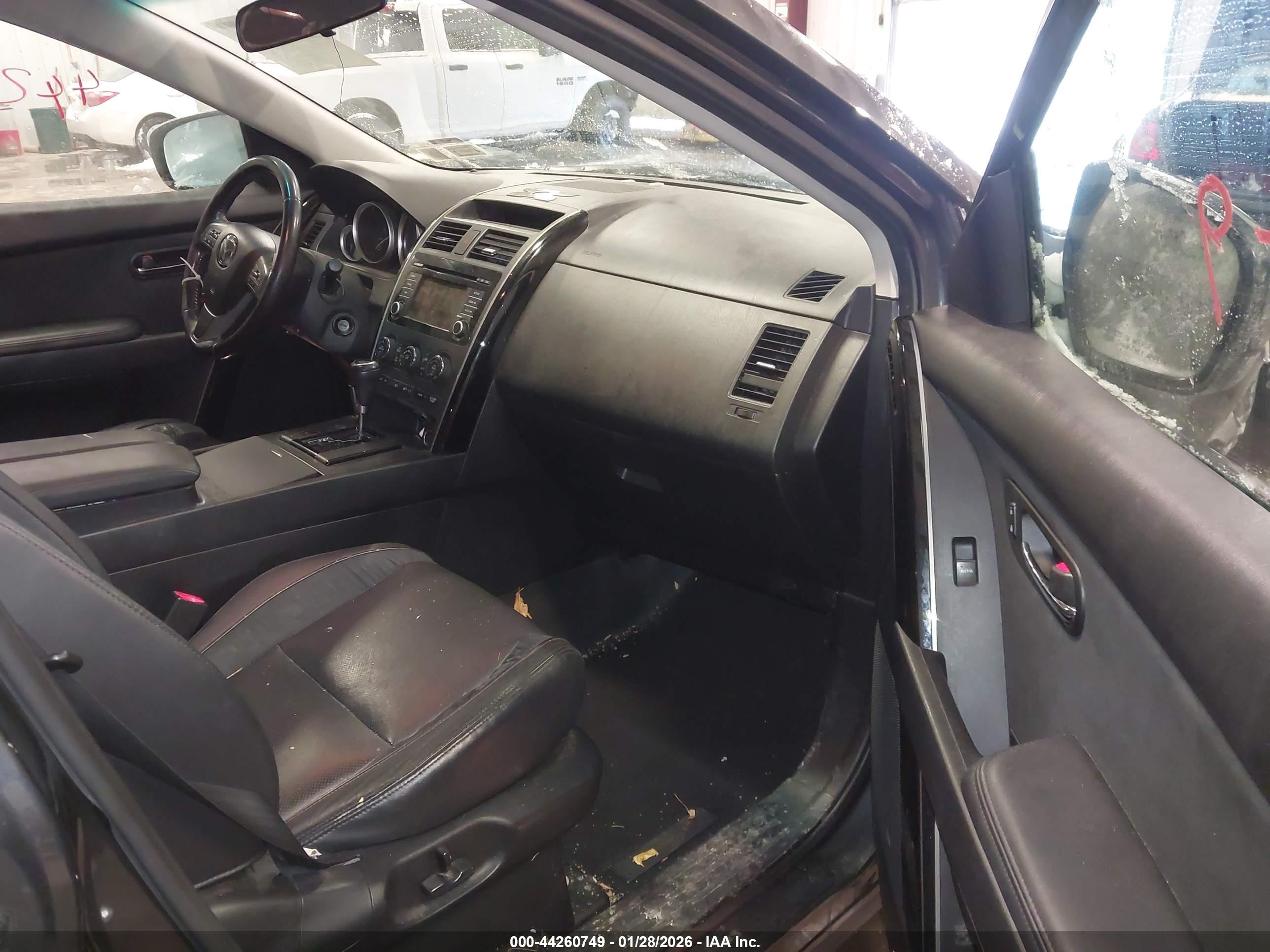 MAZDA CX-9 image 5