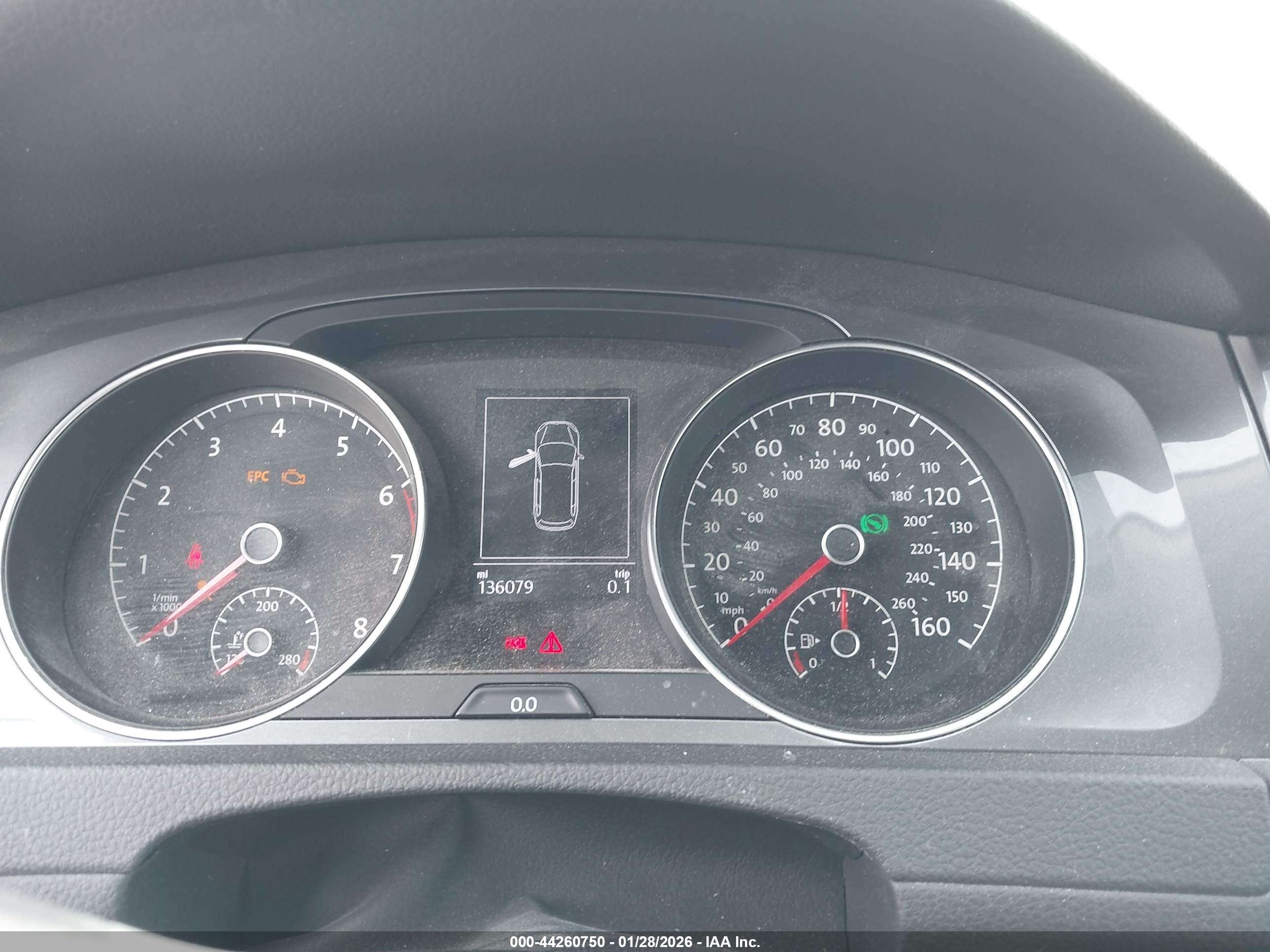 VOLKSWAGEN GOLF image 7