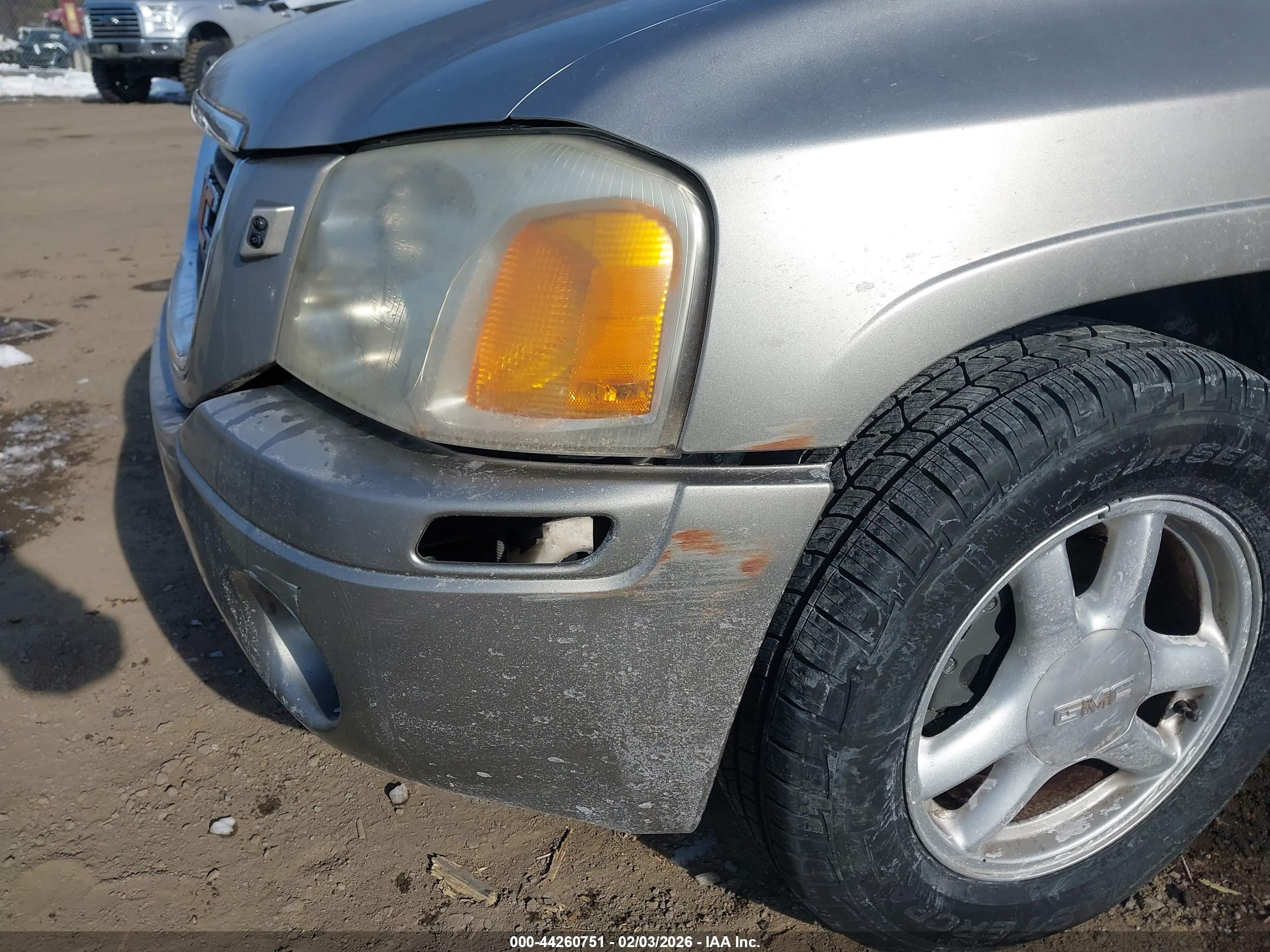 GMC ENVOY image 6
