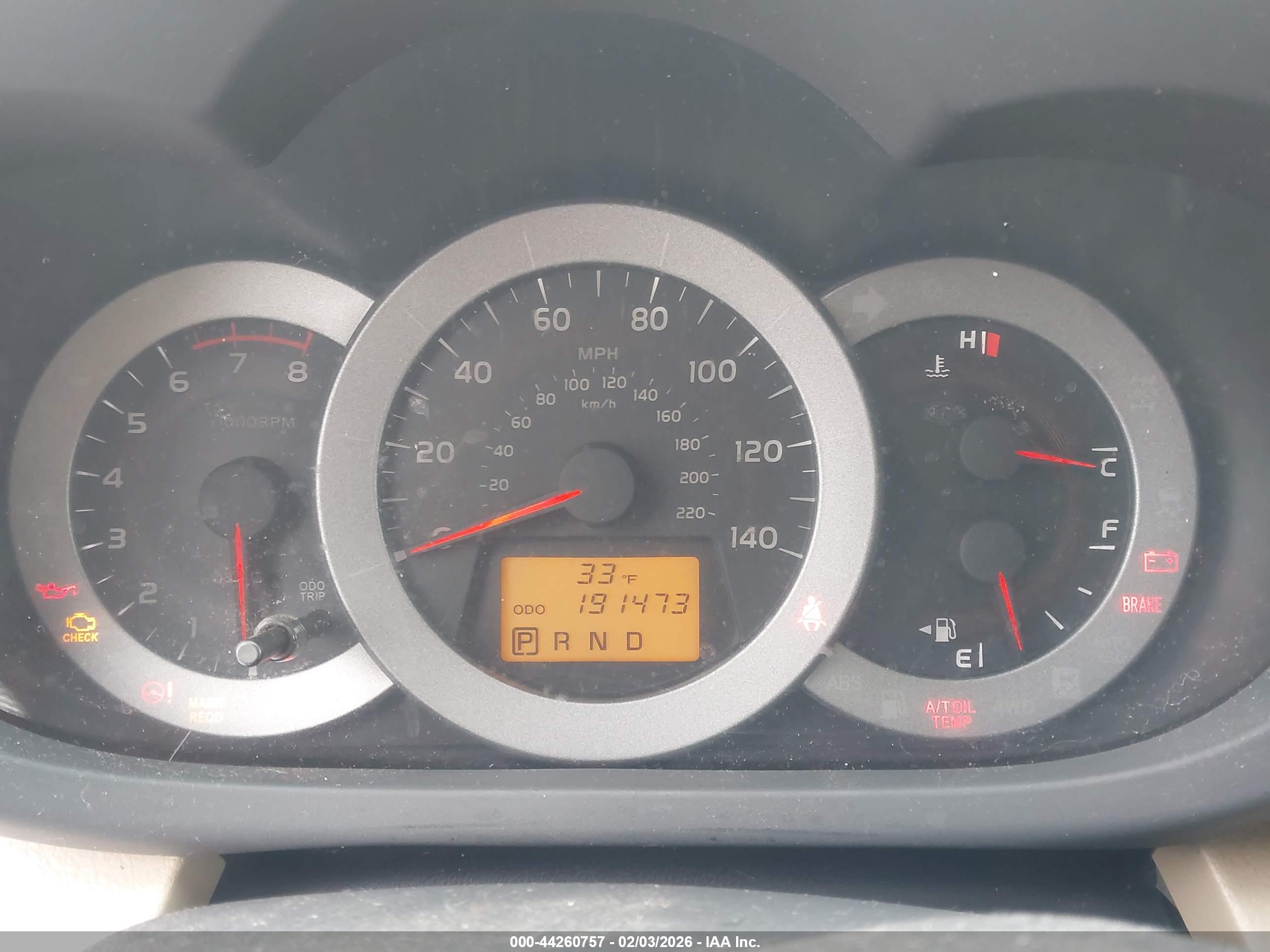 TOYOTA RAV4 image 7
