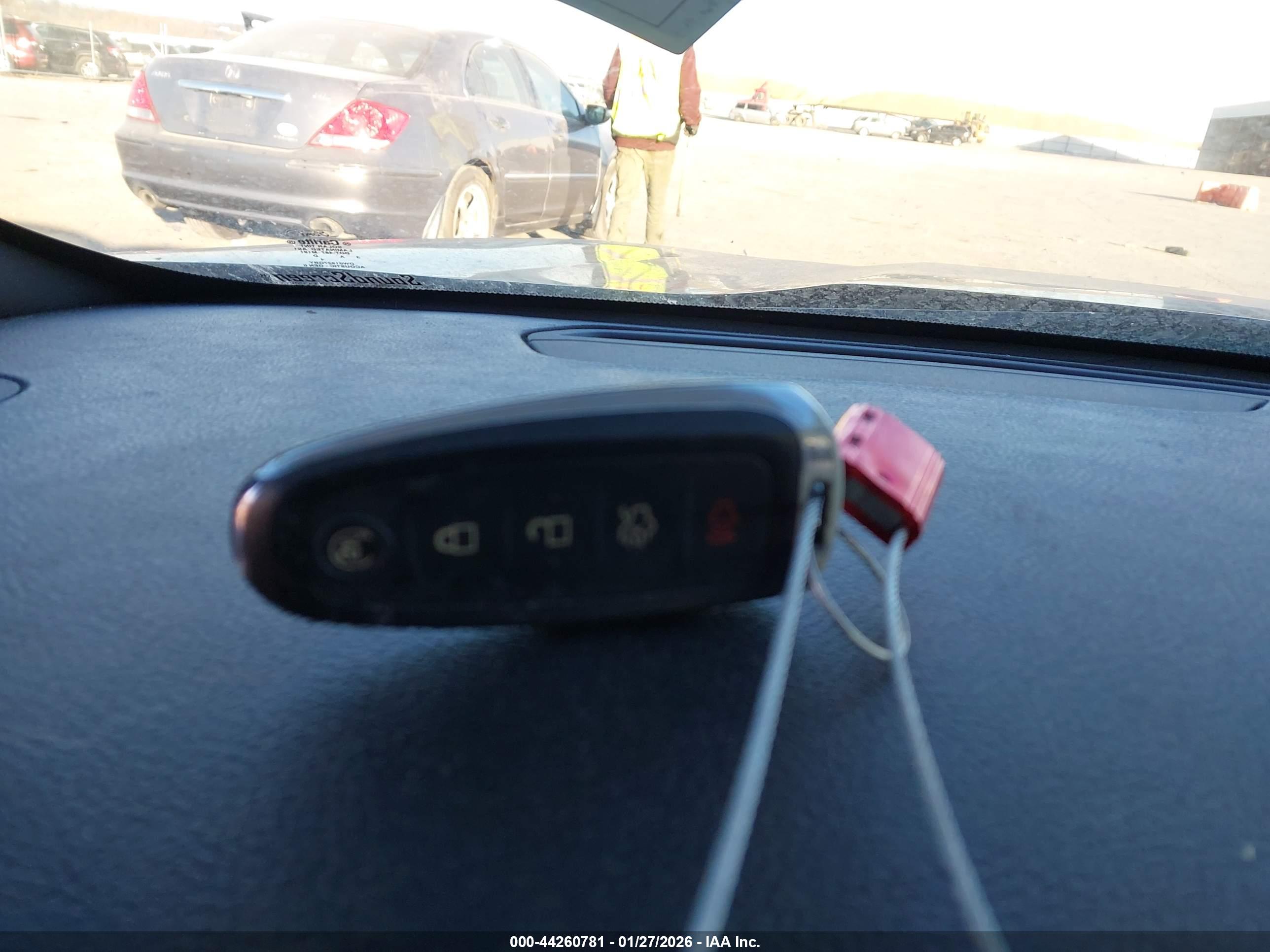FORD TAURUS image 11
