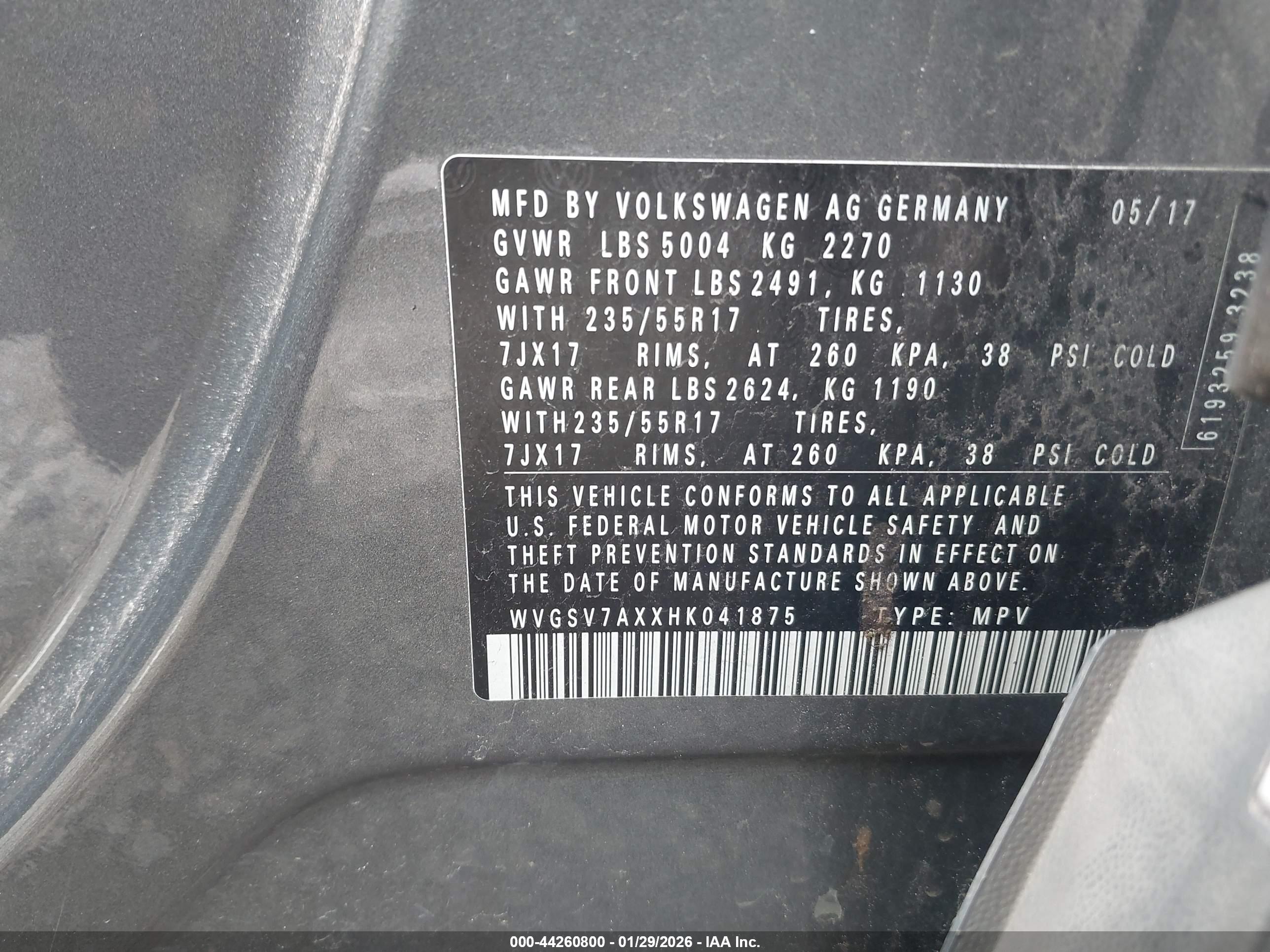VOLKSWAGEN TIGUAN image 9