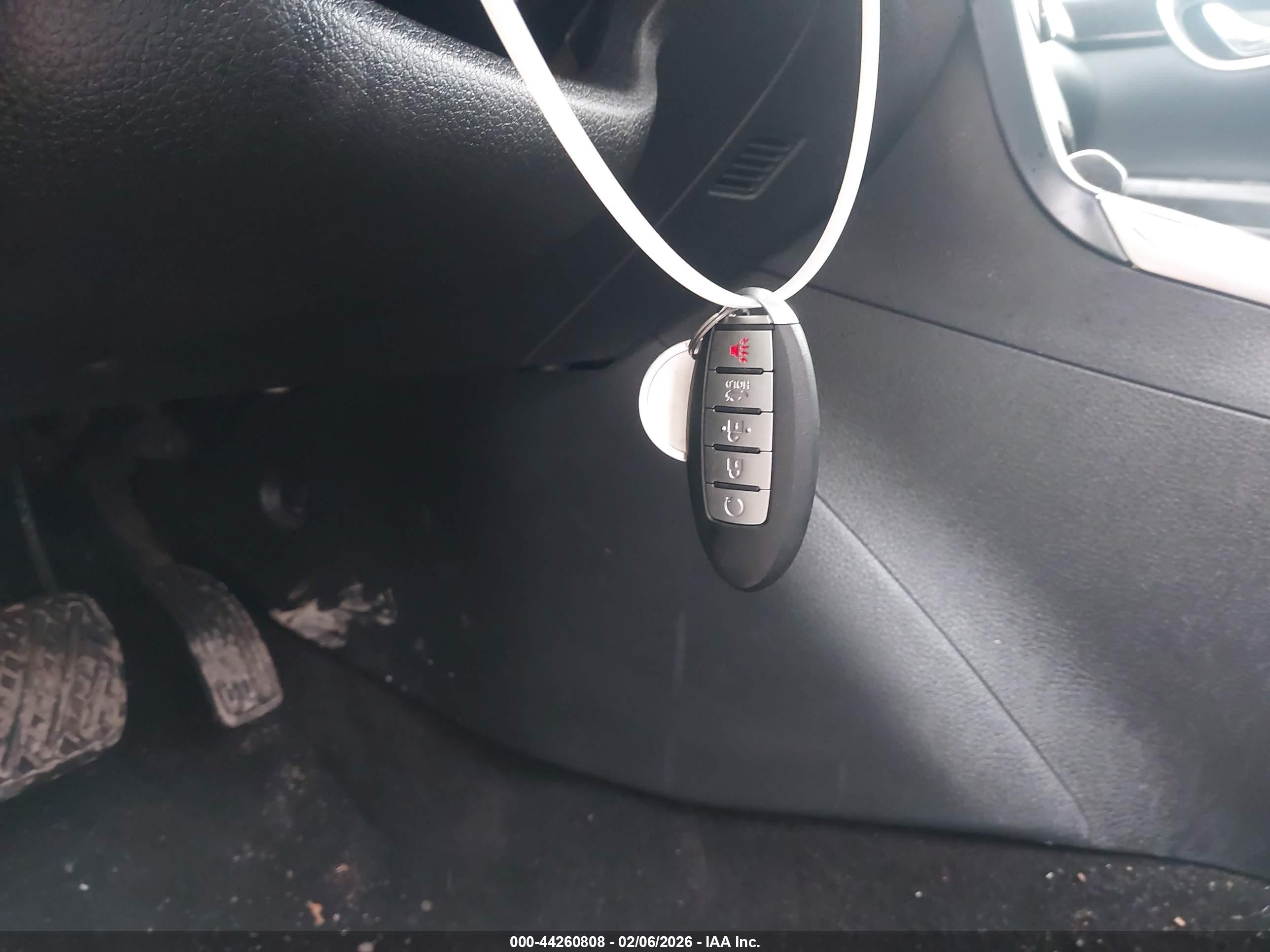 NISSAN SENTRA image 11