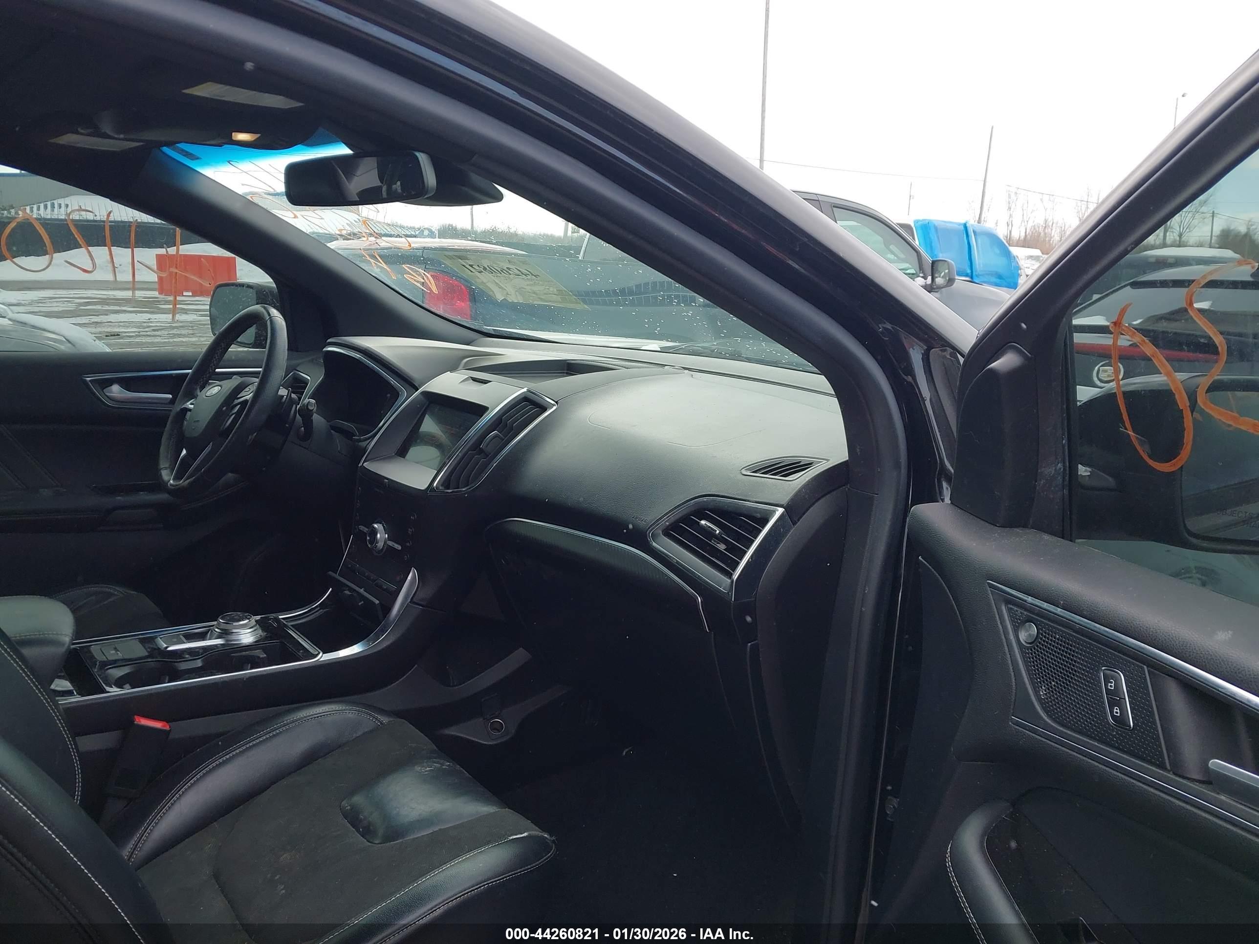 FORD EDGE image 5
