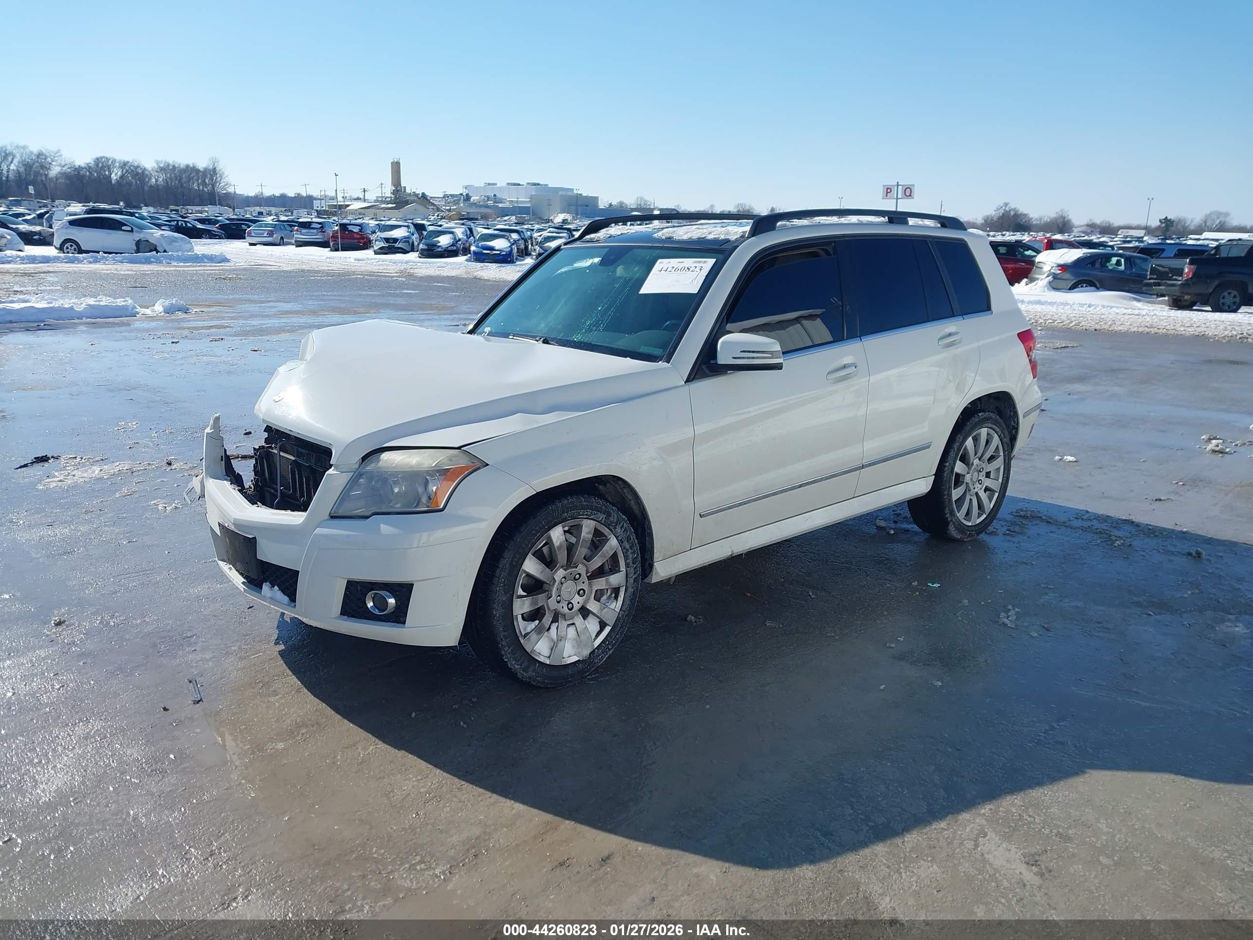 MERCEDES-BENZ GLK image 2