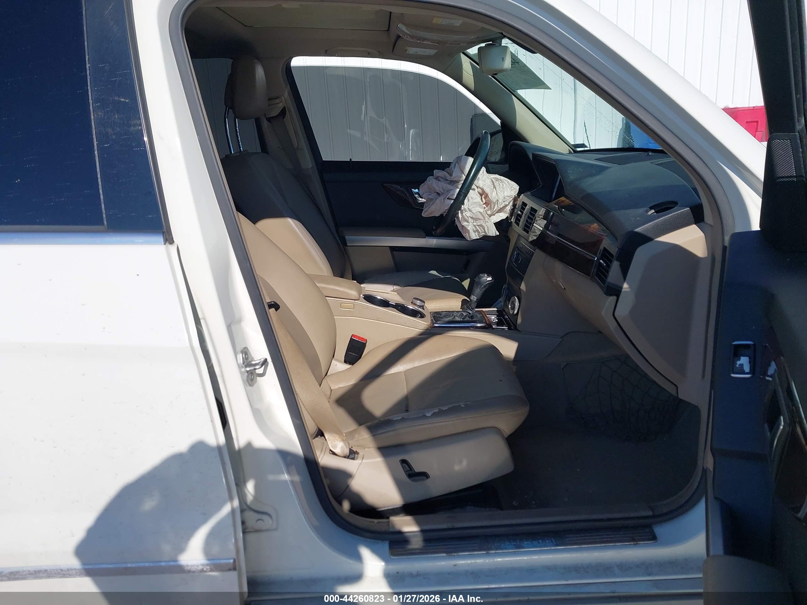 MERCEDES-BENZ GLK image 5