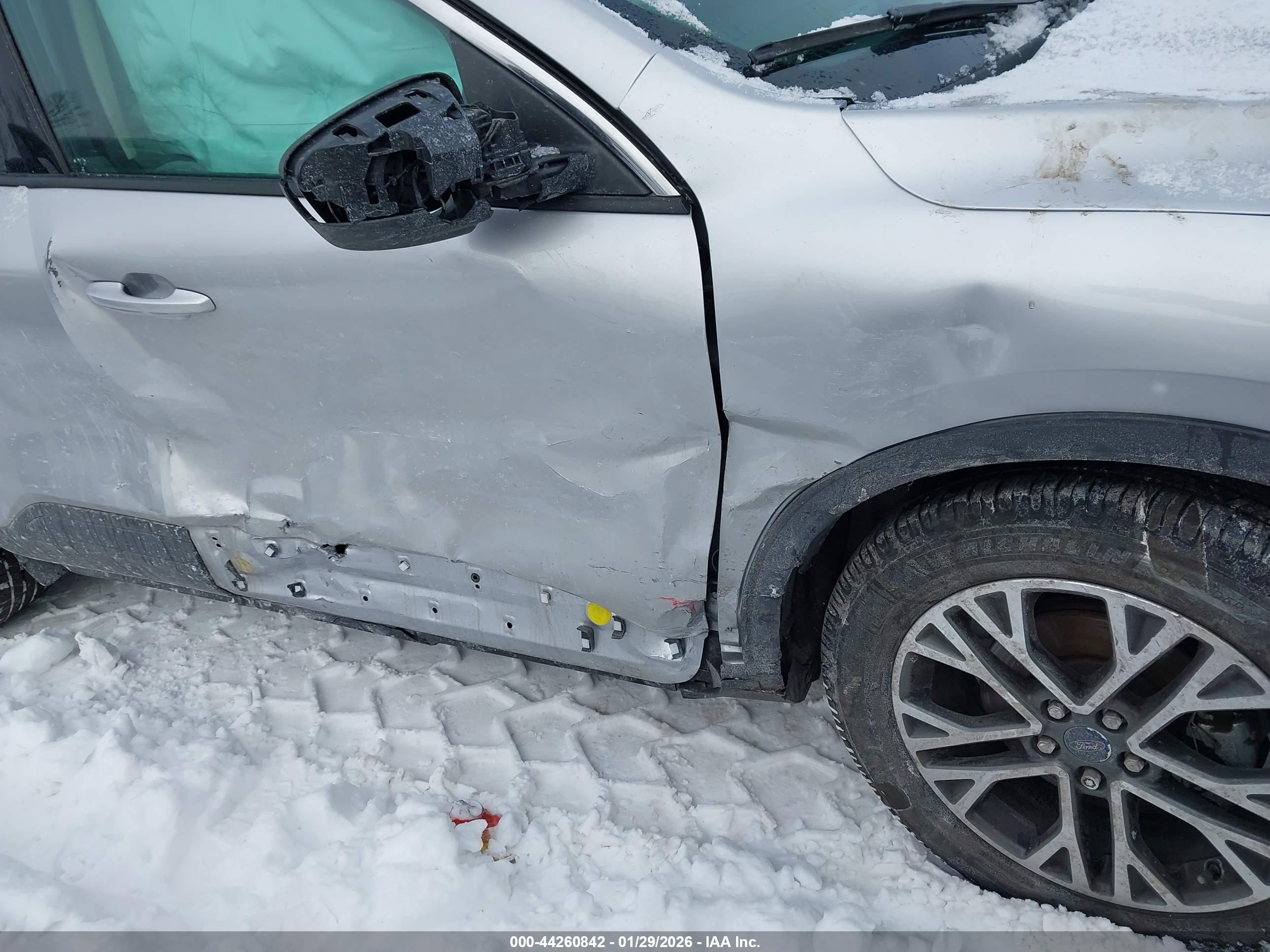 FORD ESCAPE image 6