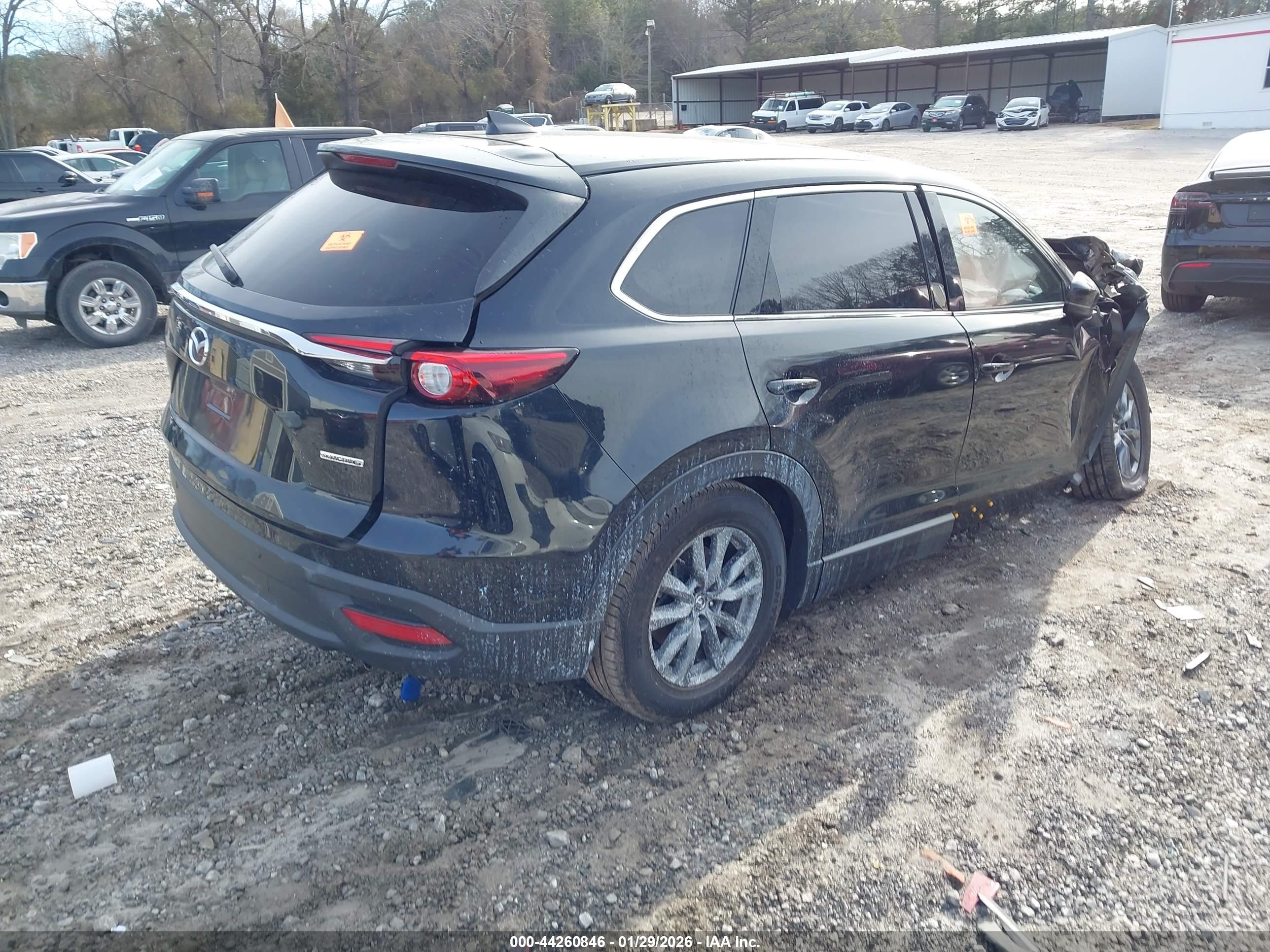 MAZDA CX-9 image 4